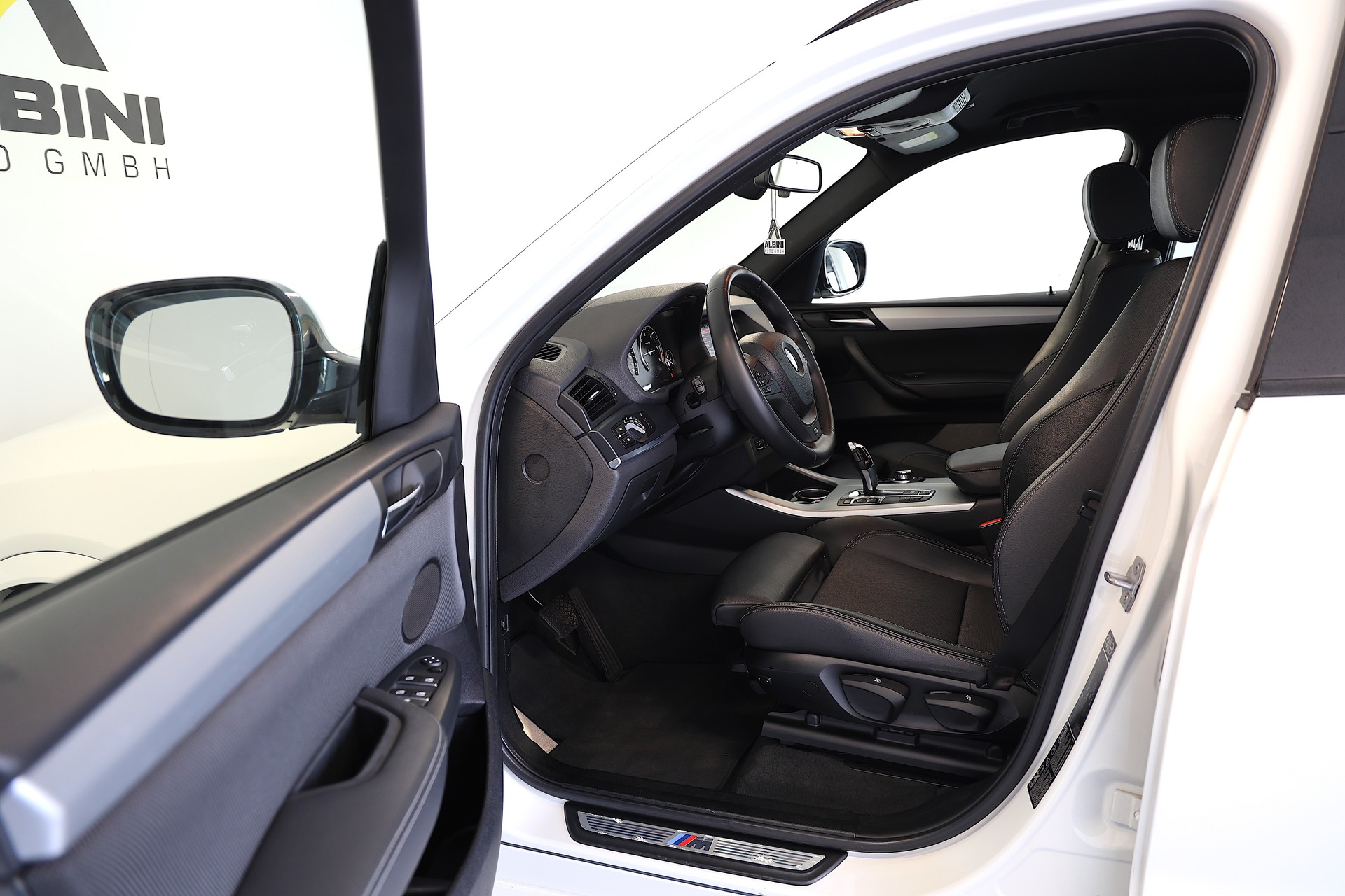 BMW X3 xDrive 20d M-Sport Steptronic-image-6