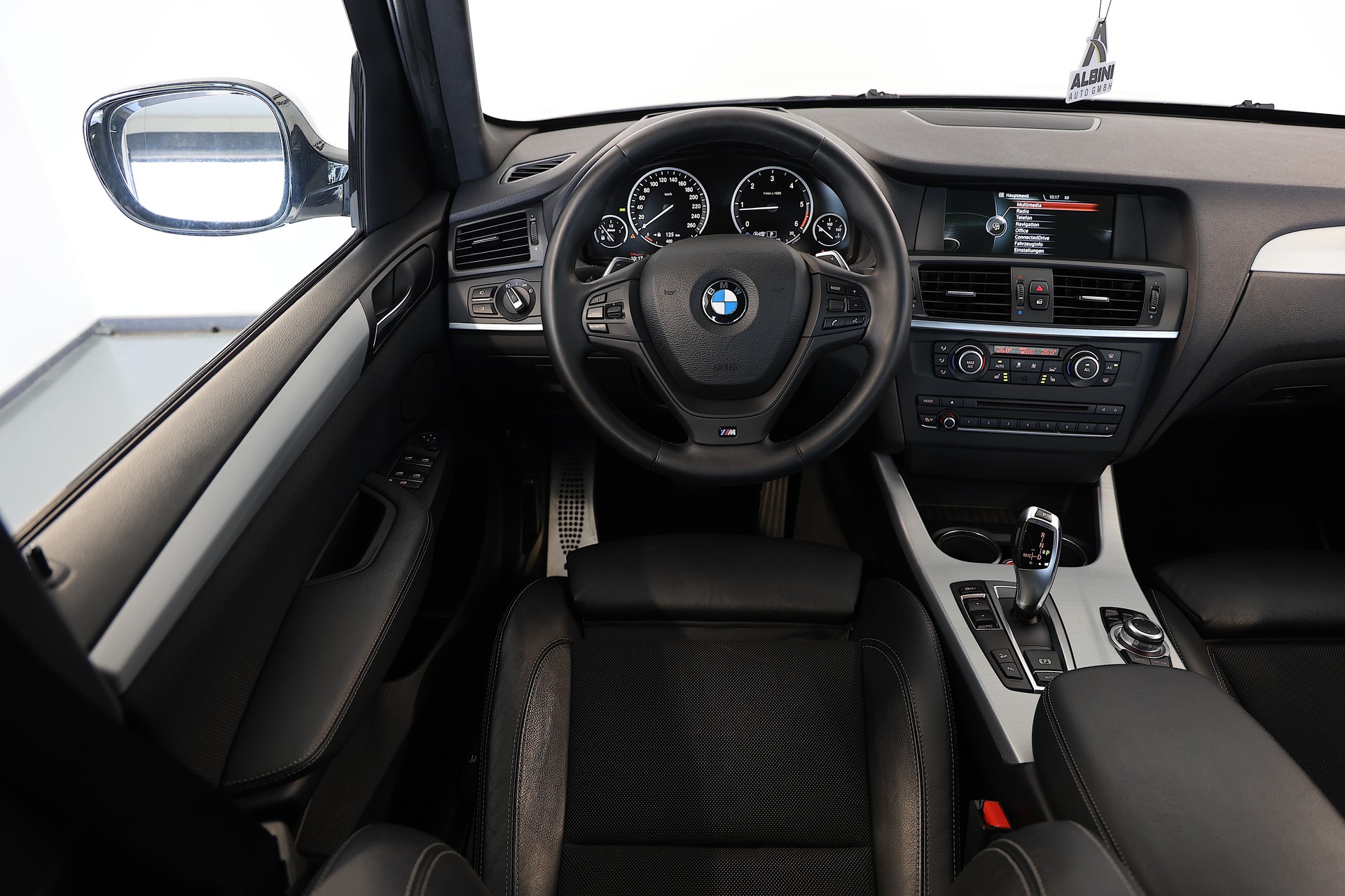 BMW X3 xDrive 20d M-Sport Steptronic-image-9