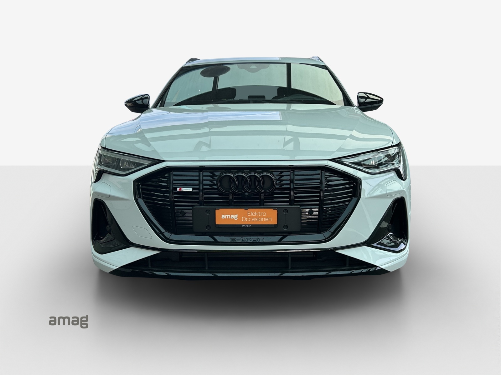 AUDI e-tron 55 S Line quattro-image-7