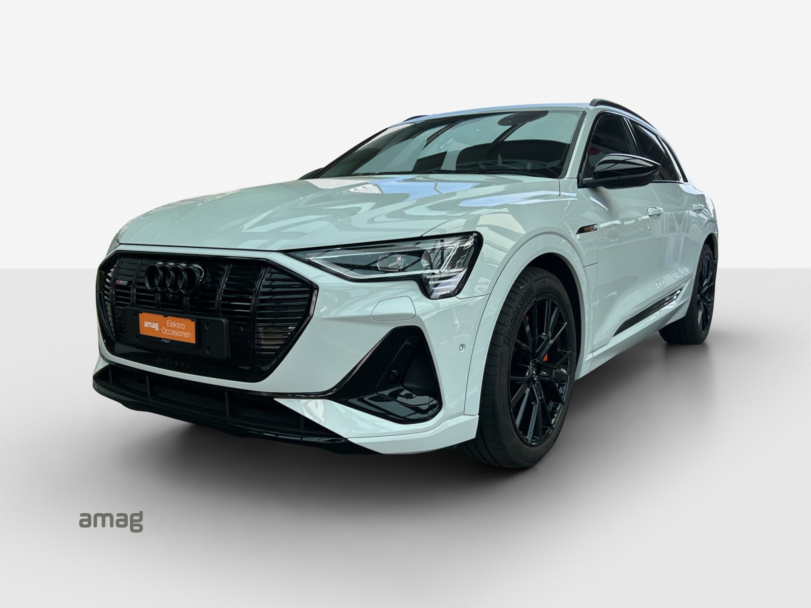 AUDI e-tron 55 S Line quattro-image-0