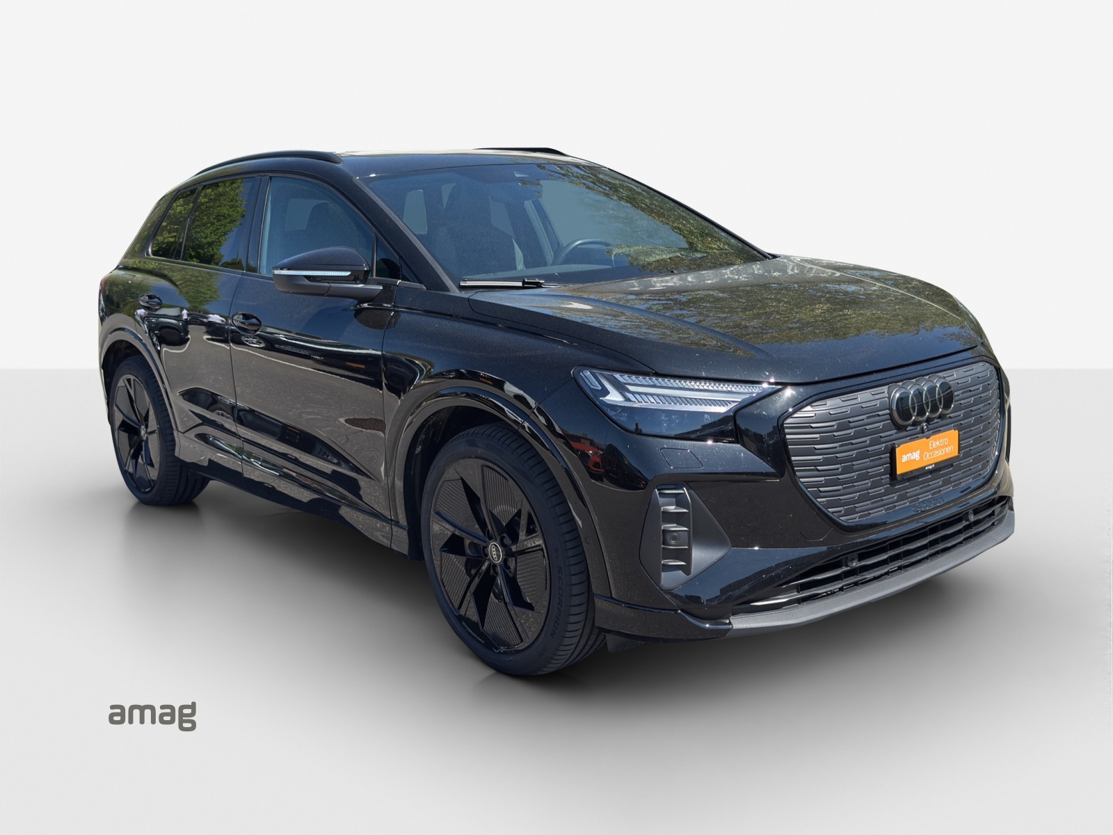 AUDI Q4 e-tron 50 quattro-image-6