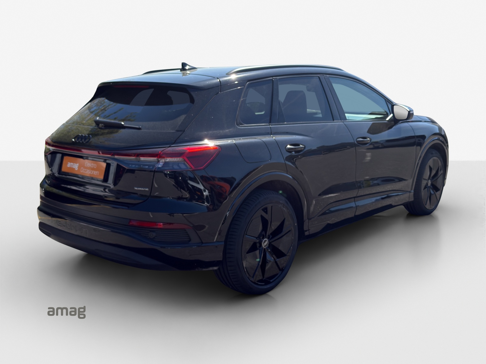 AUDI Q4 e-tron 50 quattro-image-5