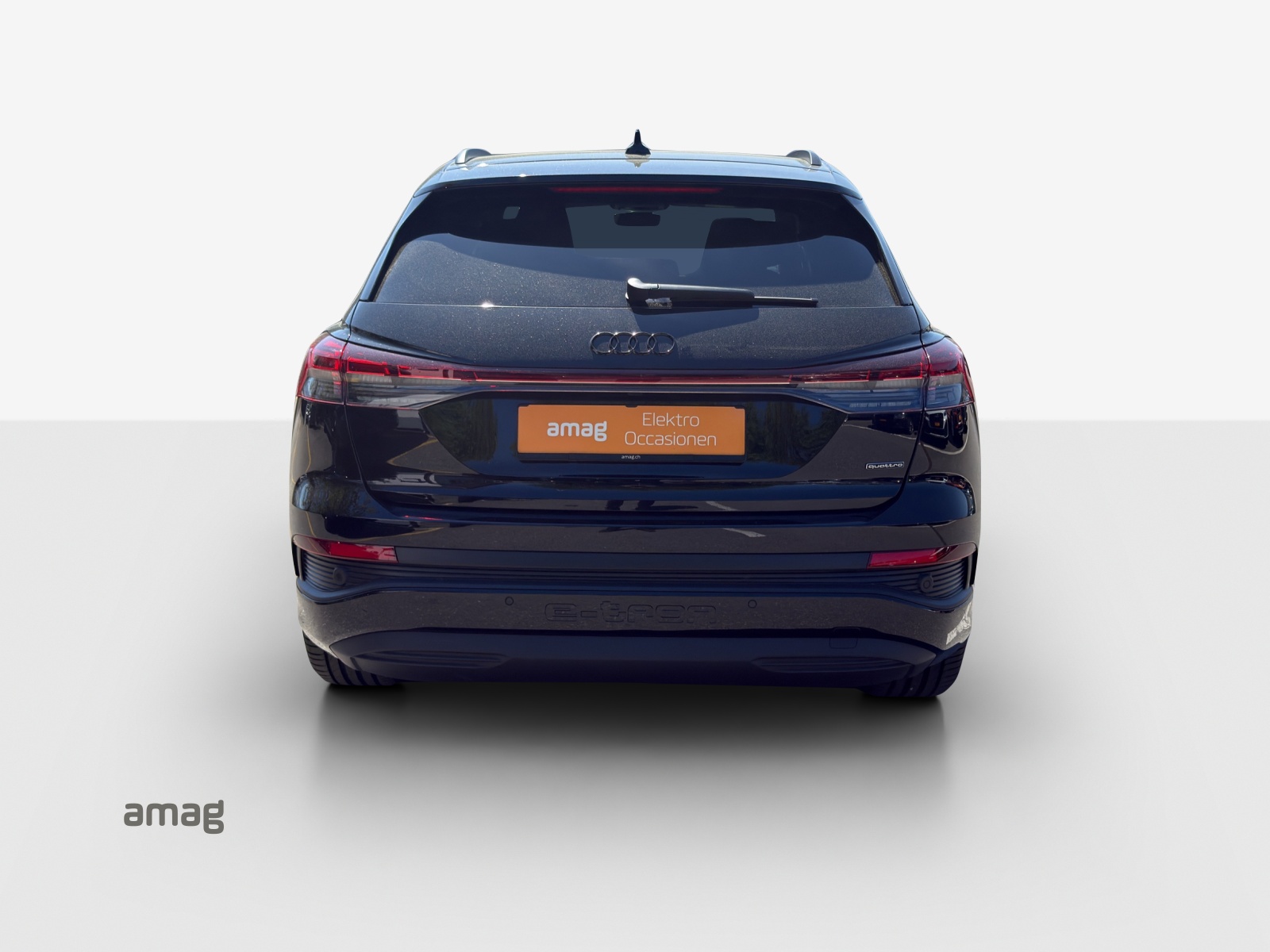 AUDI Q4 e-tron 50 quattro-image-4