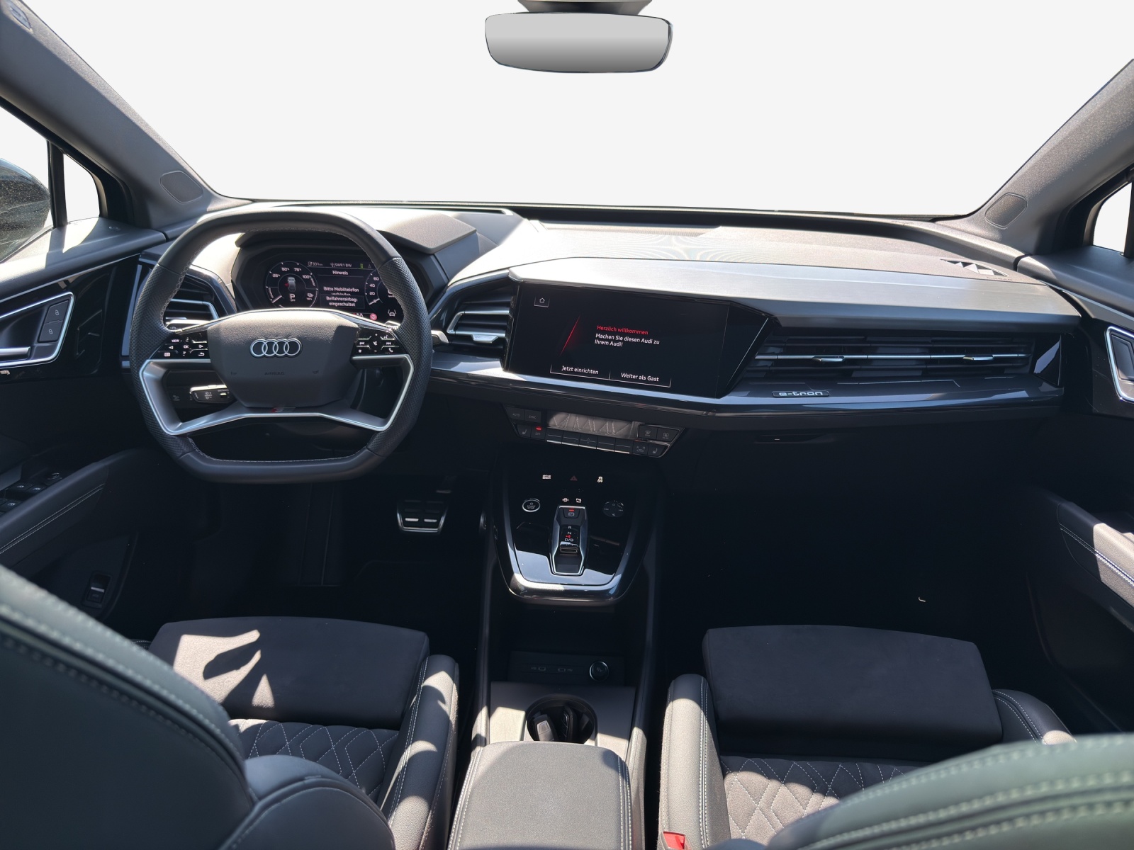 AUDI Q4 e-tron 50 quattro-image-9