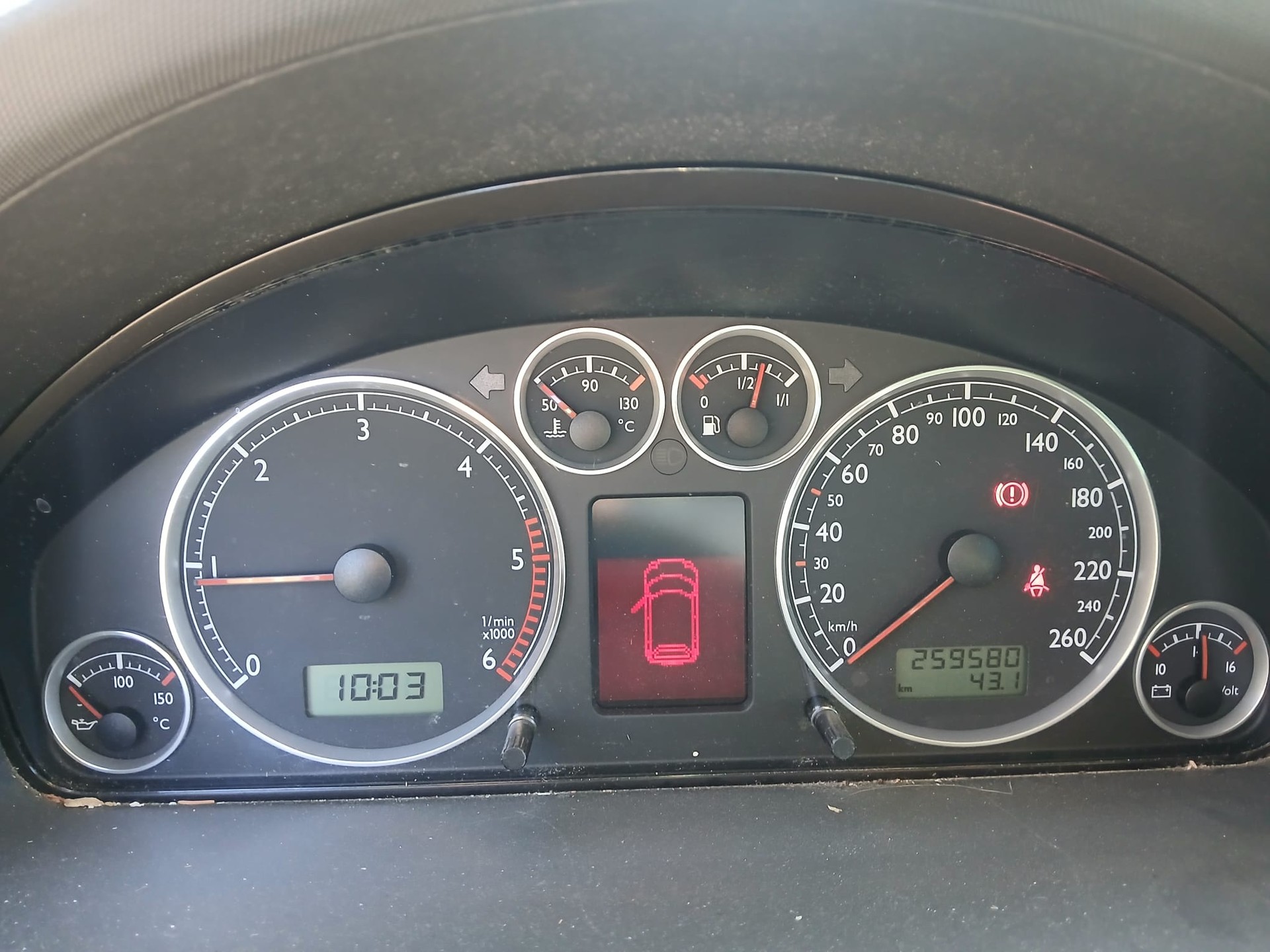 SEAT Alhambra 1.9 TDI Stylance 4x4-image-2