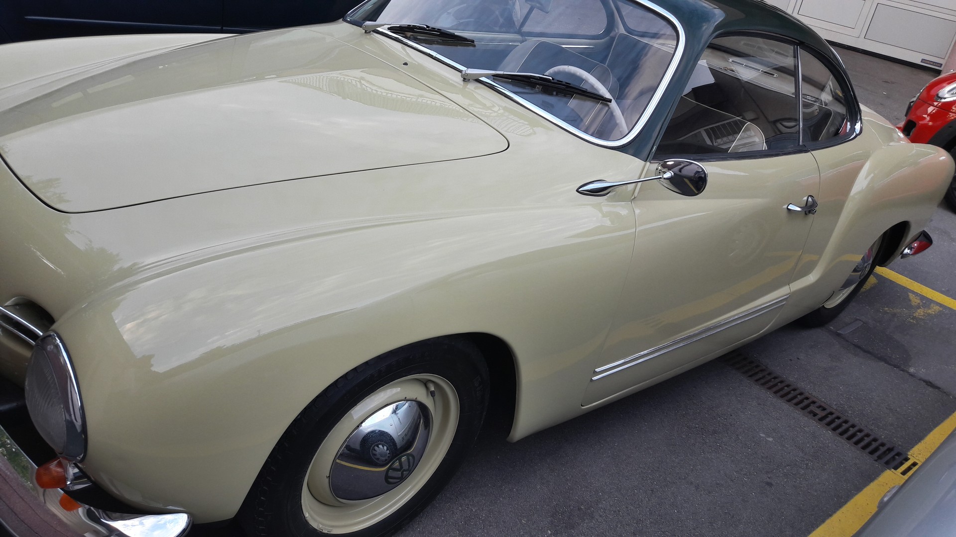VW KARMANN-GHIA-image-5