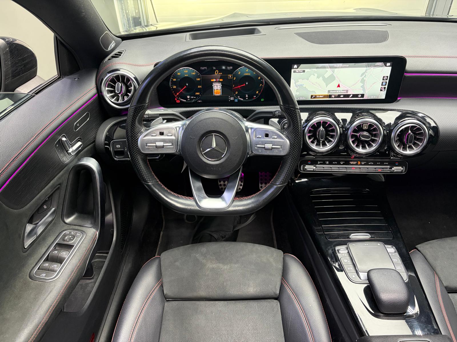 MERCEDES-BENZ CLA 250 4Matic AMG Line 7G-DCT - Toit ouvrant-image-18