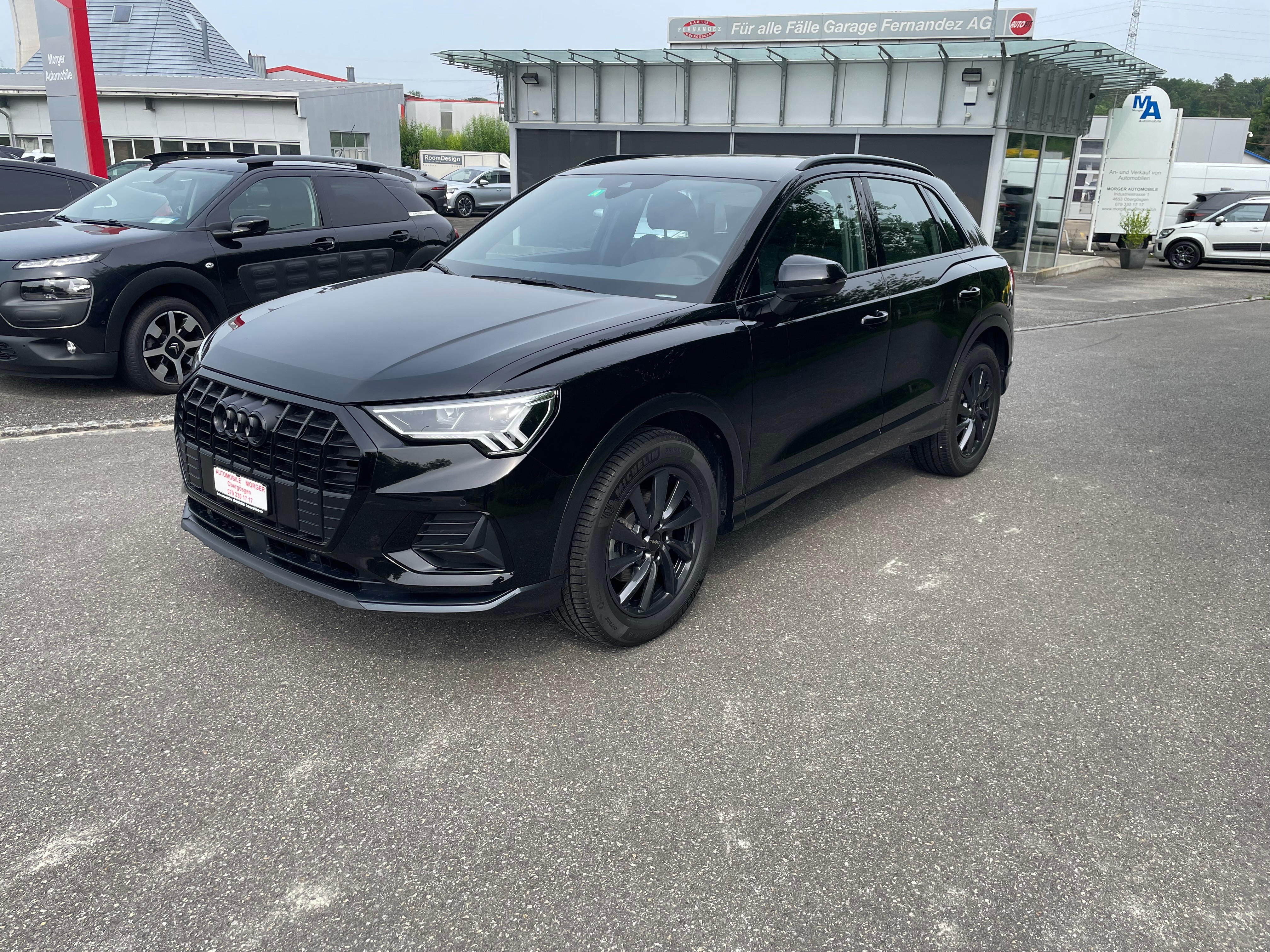 Car photo