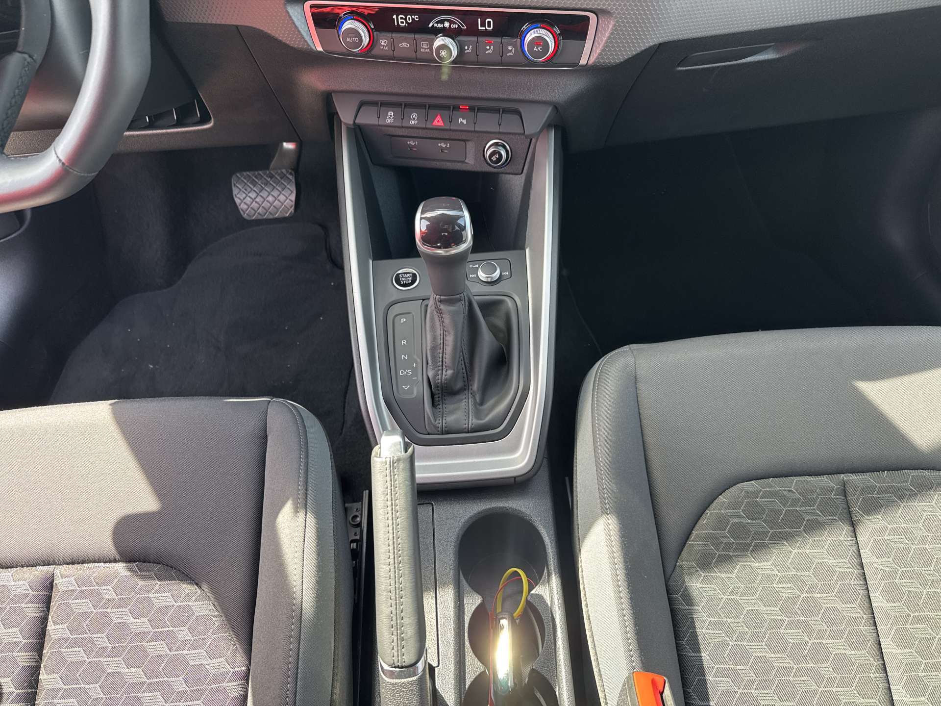 AUDI A1 Sportback 30 TFSi S-Line Black-Edition S-Tronic Automat-image-11