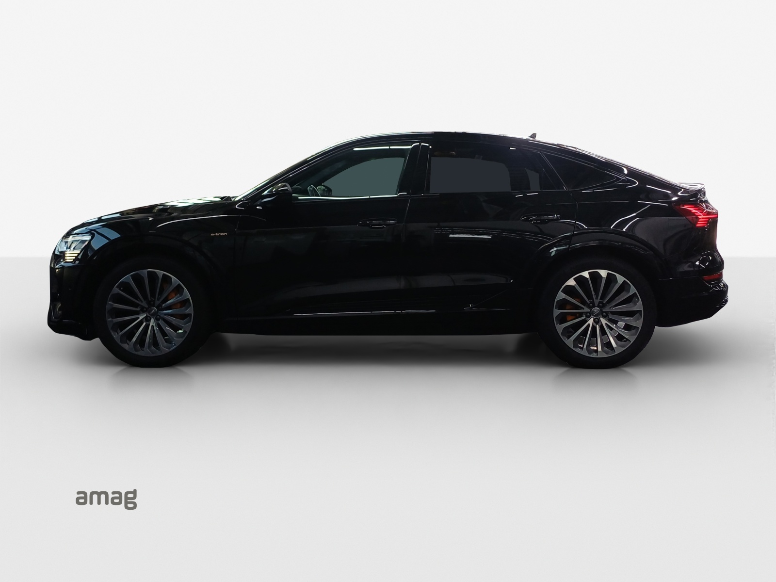 AUDI e-tron 55 Sportback S Line quattro-image-1