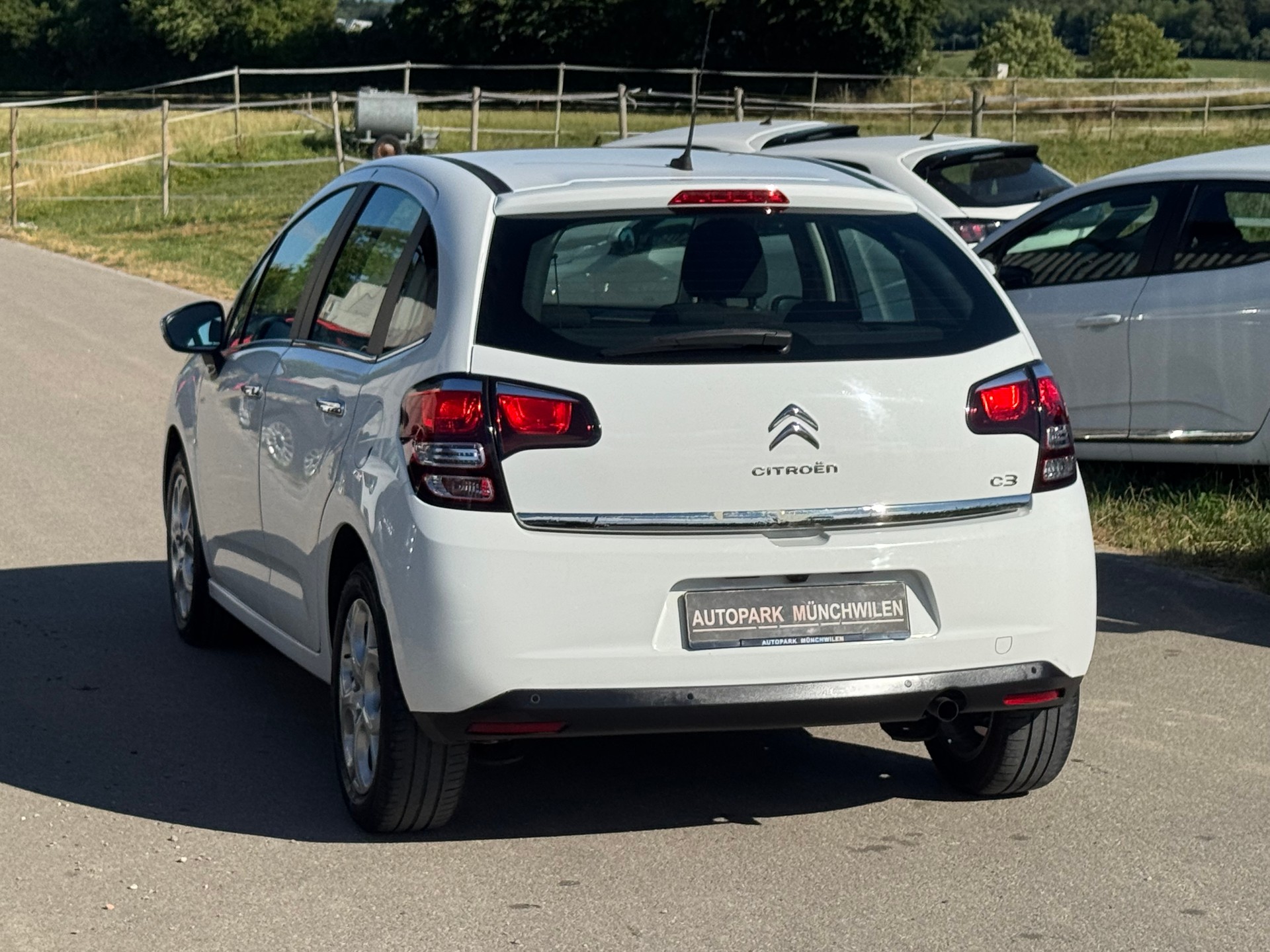 CITROEN C3 1.2i Exclusive ETG5-image-2