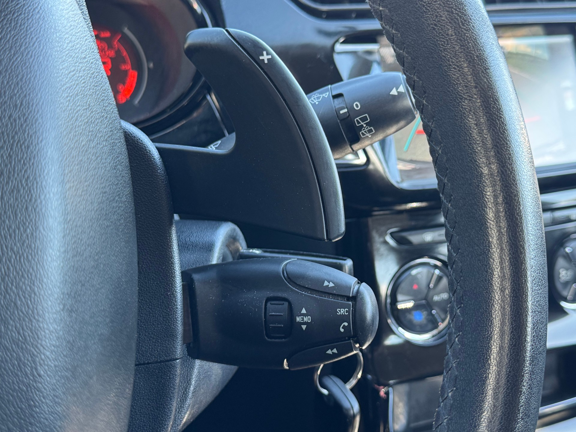 CITROEN C3 1.2i Exclusive ETG5-image-13