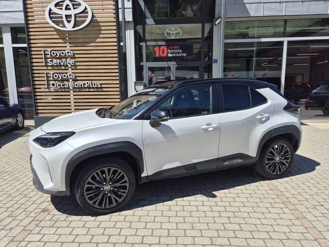 TOYOTA Yaris Cross 1.5 Adventure e-CVT AWDi-image-2