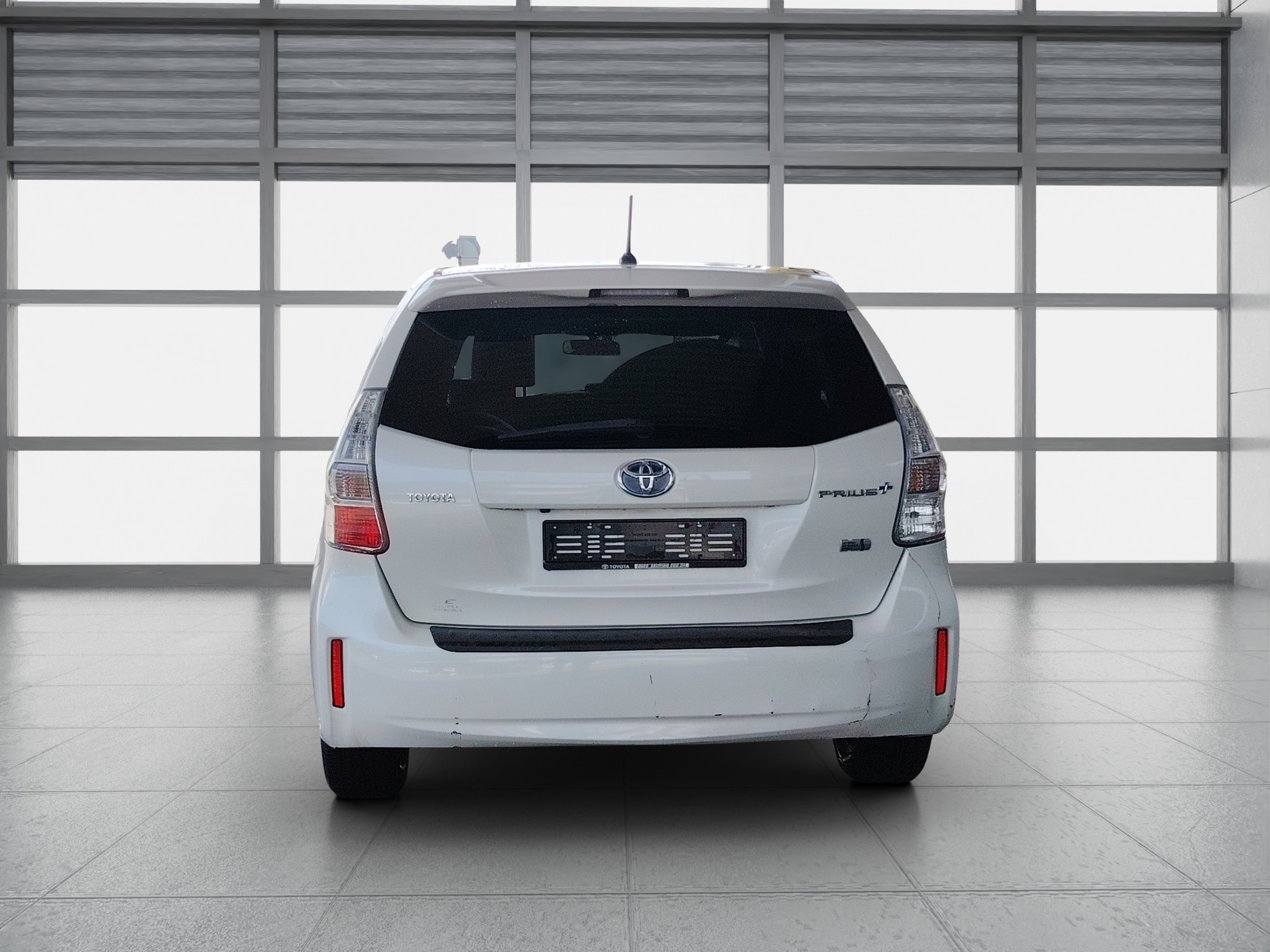 TOYOTA Prius+ 1.8 VVT-i HSD Sol-image-5
