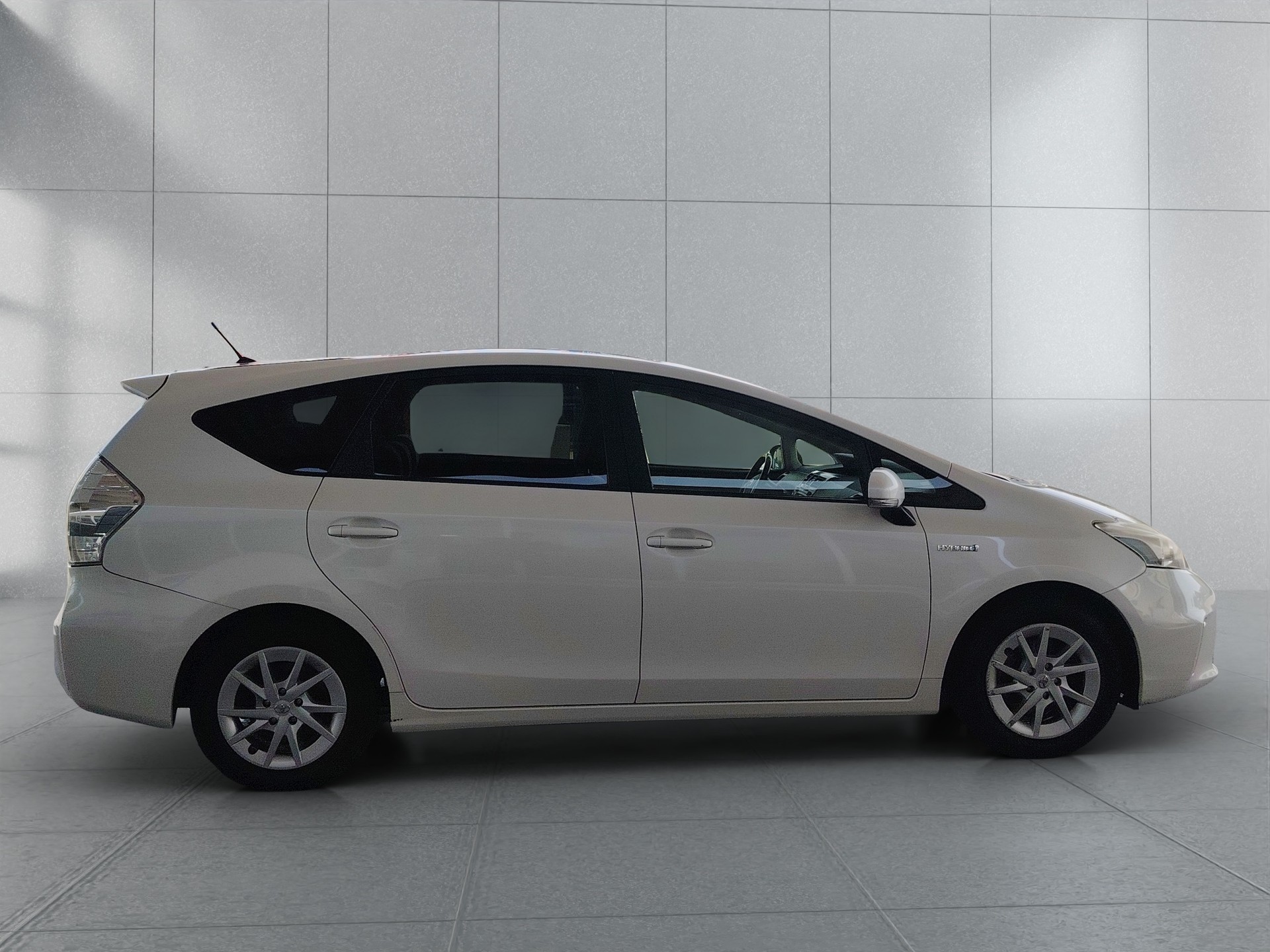 TOYOTA Prius+ 1.8 VVT-i HSD Sol-image-7