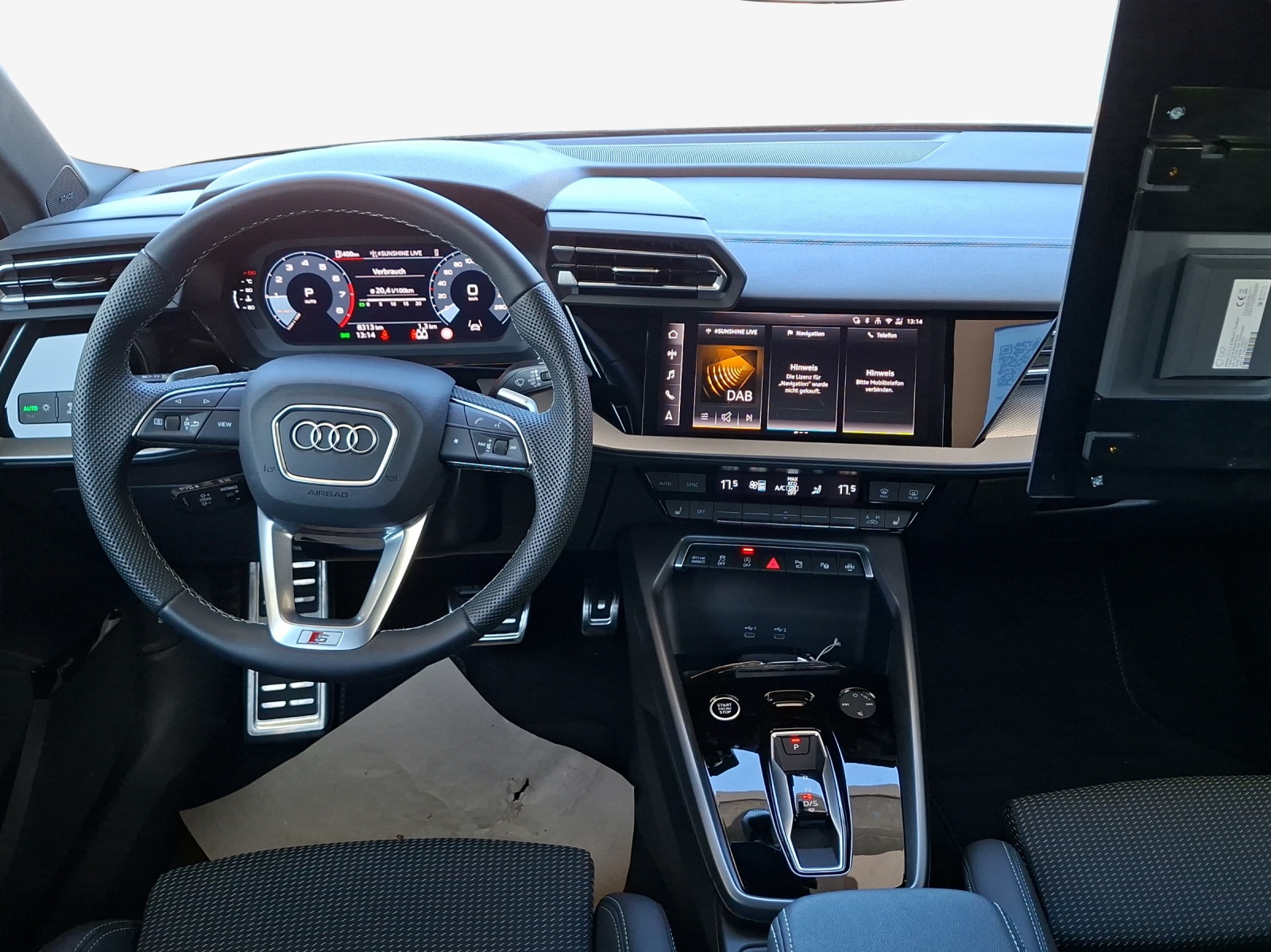 AUDI A3 Sportback 35 TFSI S line S-tronic-image-8