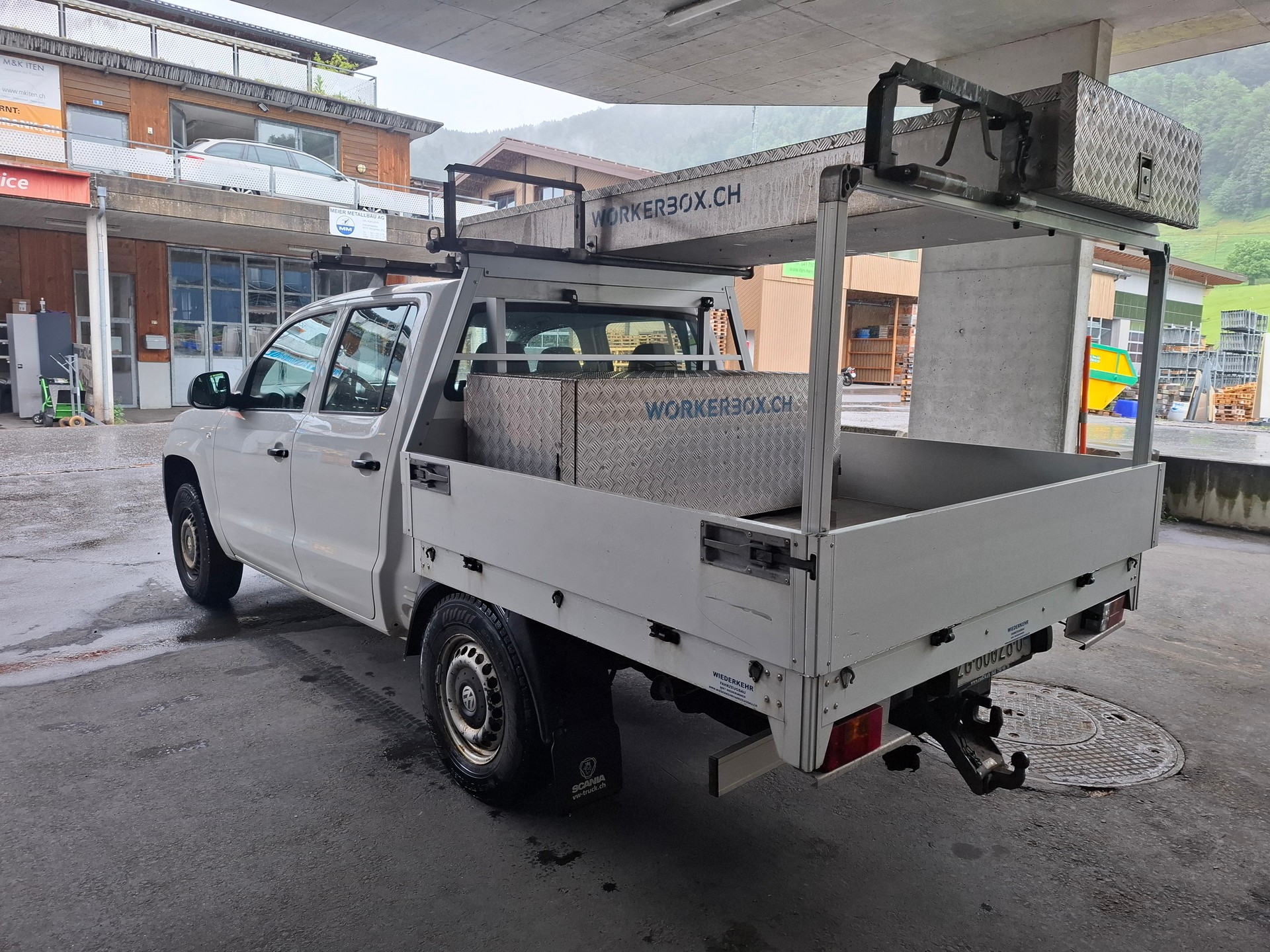 VW Amarok 2.0 BiTDI Startline 4Motion permanent A-image-5