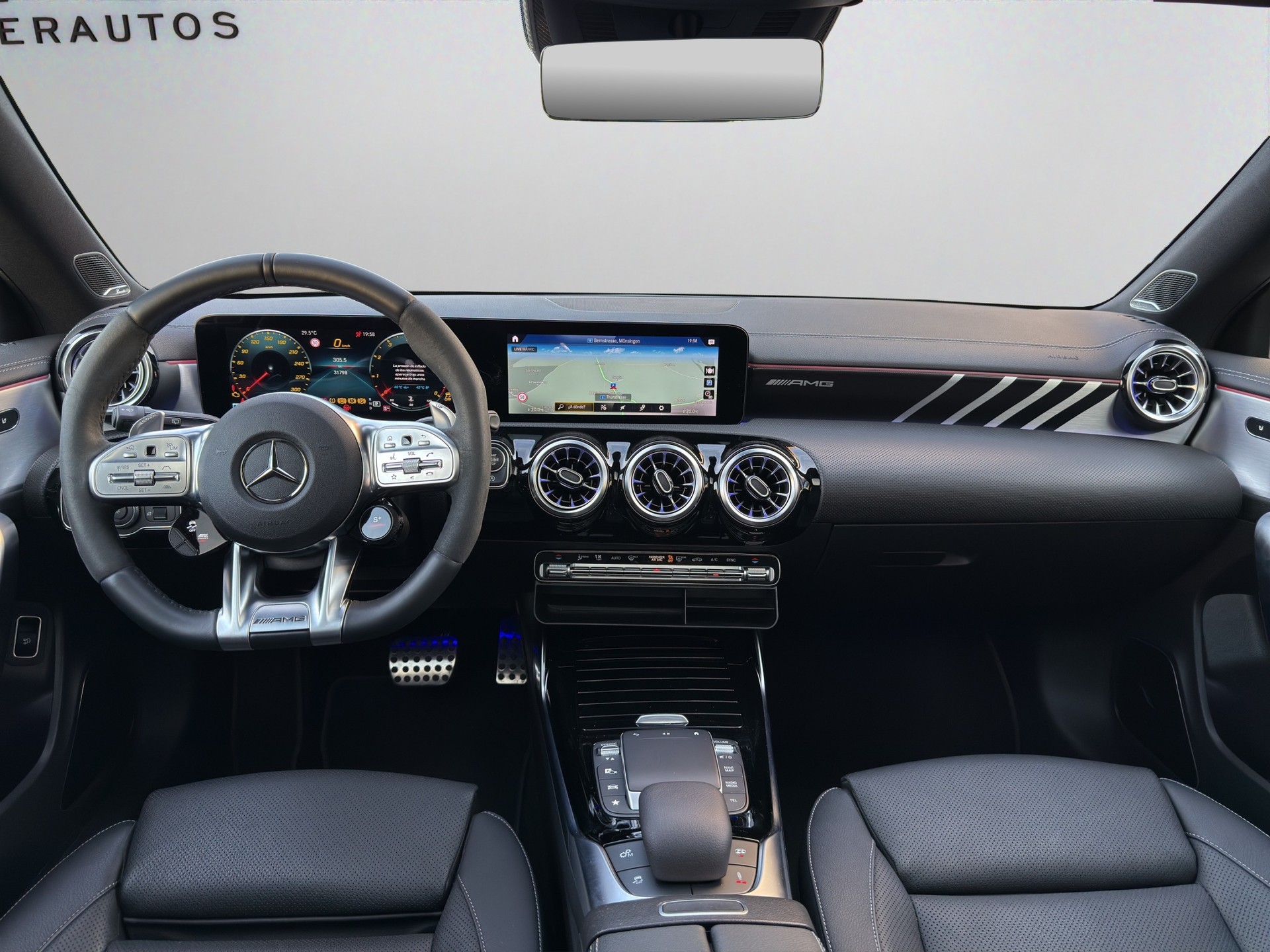 MERCEDES-BENZ CLA Shooting Brake 45 S AMG 4Matic+ 8G-DCT-image-11