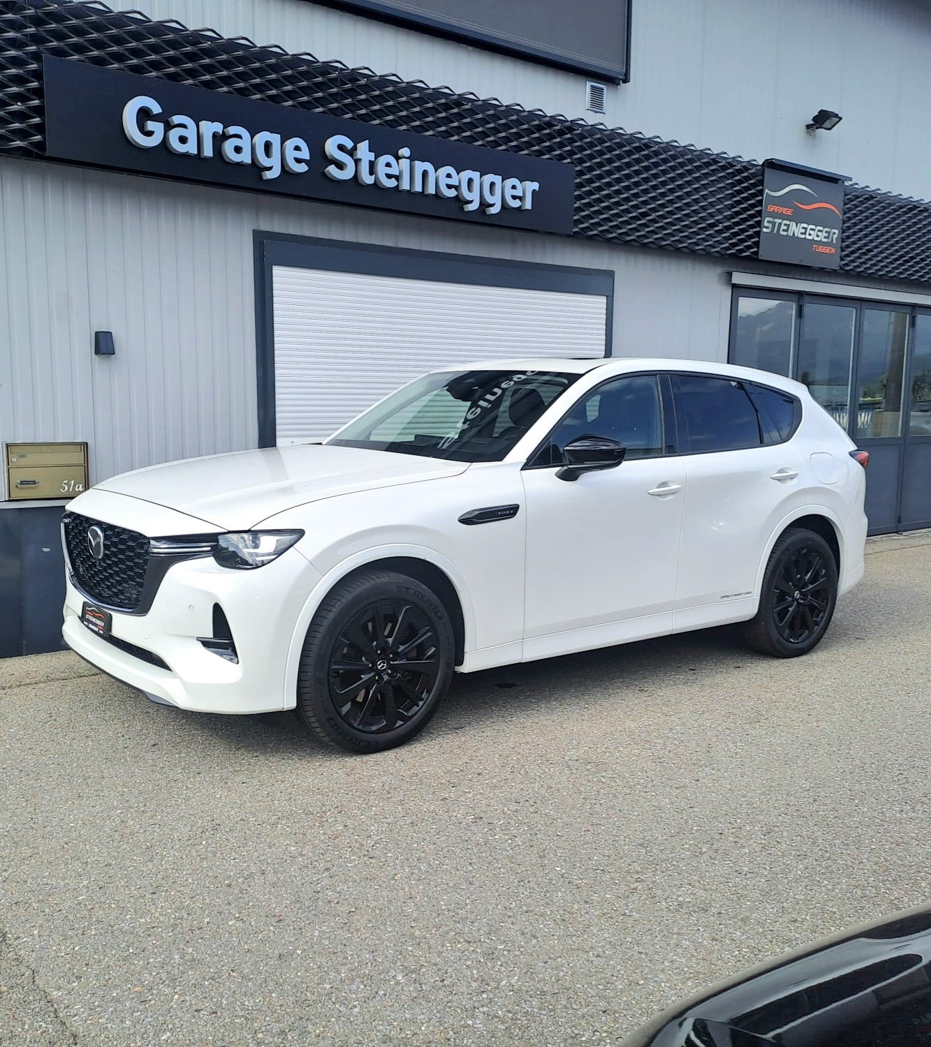 MAZDA CX-60 e-Skyactiv PHEV 327 AWD Homura mit Top Ausstattung-image-3