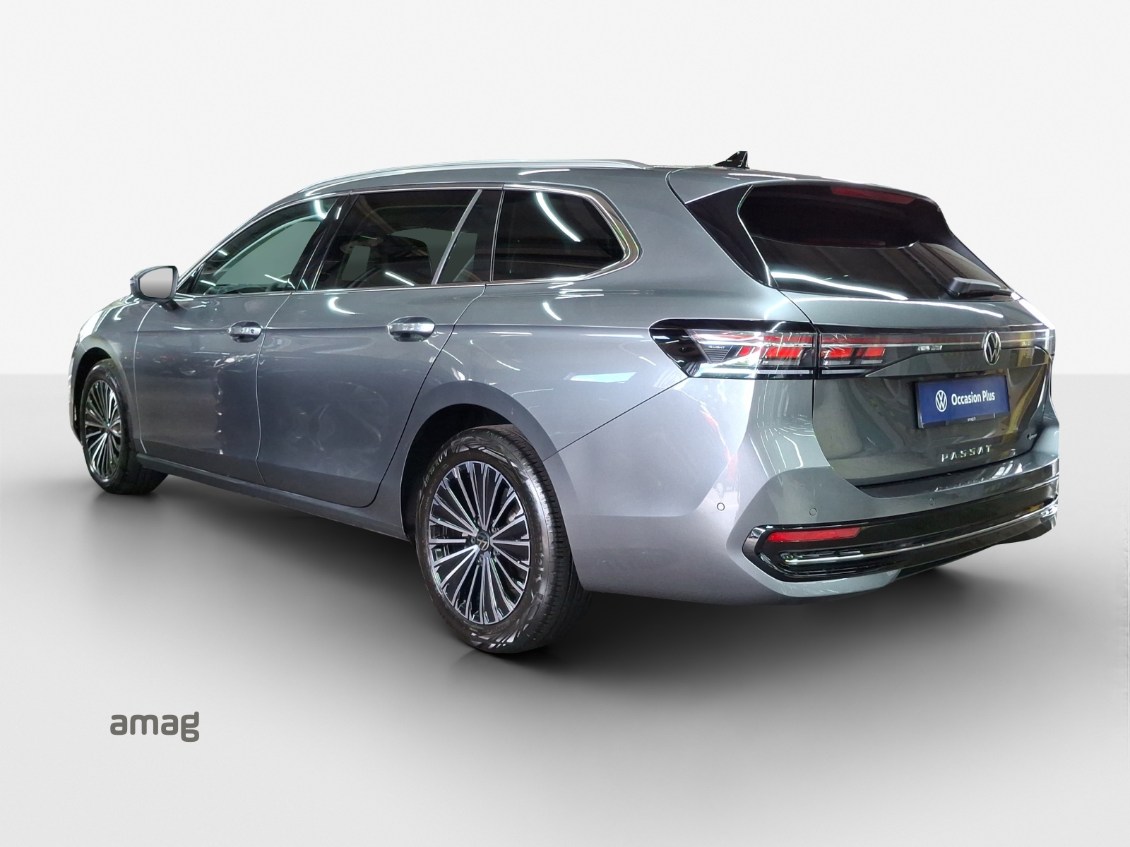 VW Passat Variant 2.0 TDI evo Elegance 4 Motion DSG-image-2