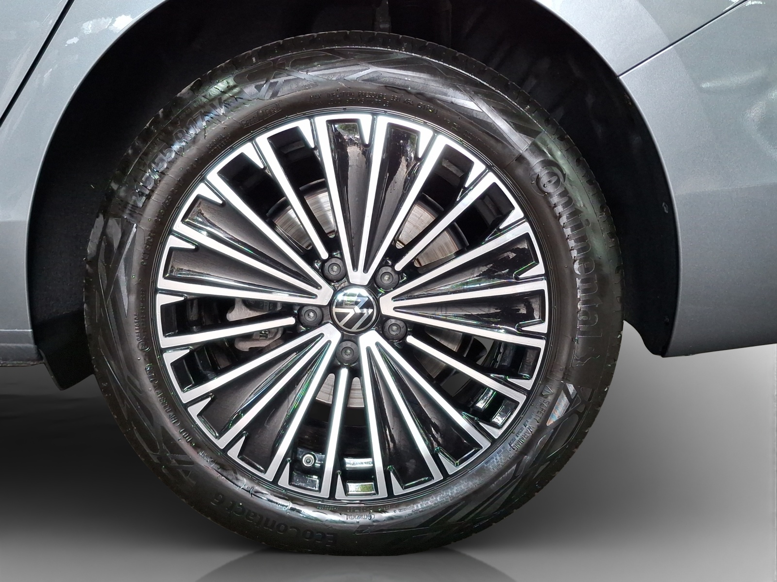VW Passat Variant 2.0 TDI evo Elegance 4 Motion DSG-image-13