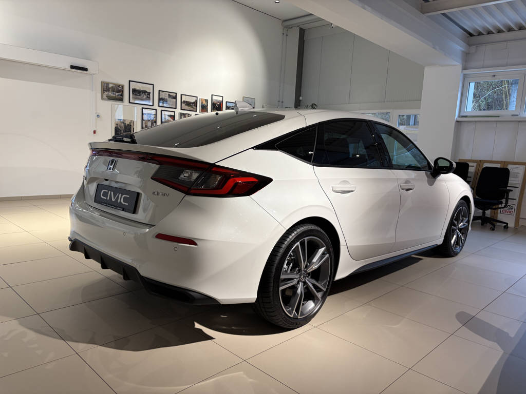 HONDA Civic 2.0 i-MMD Advance-image-4