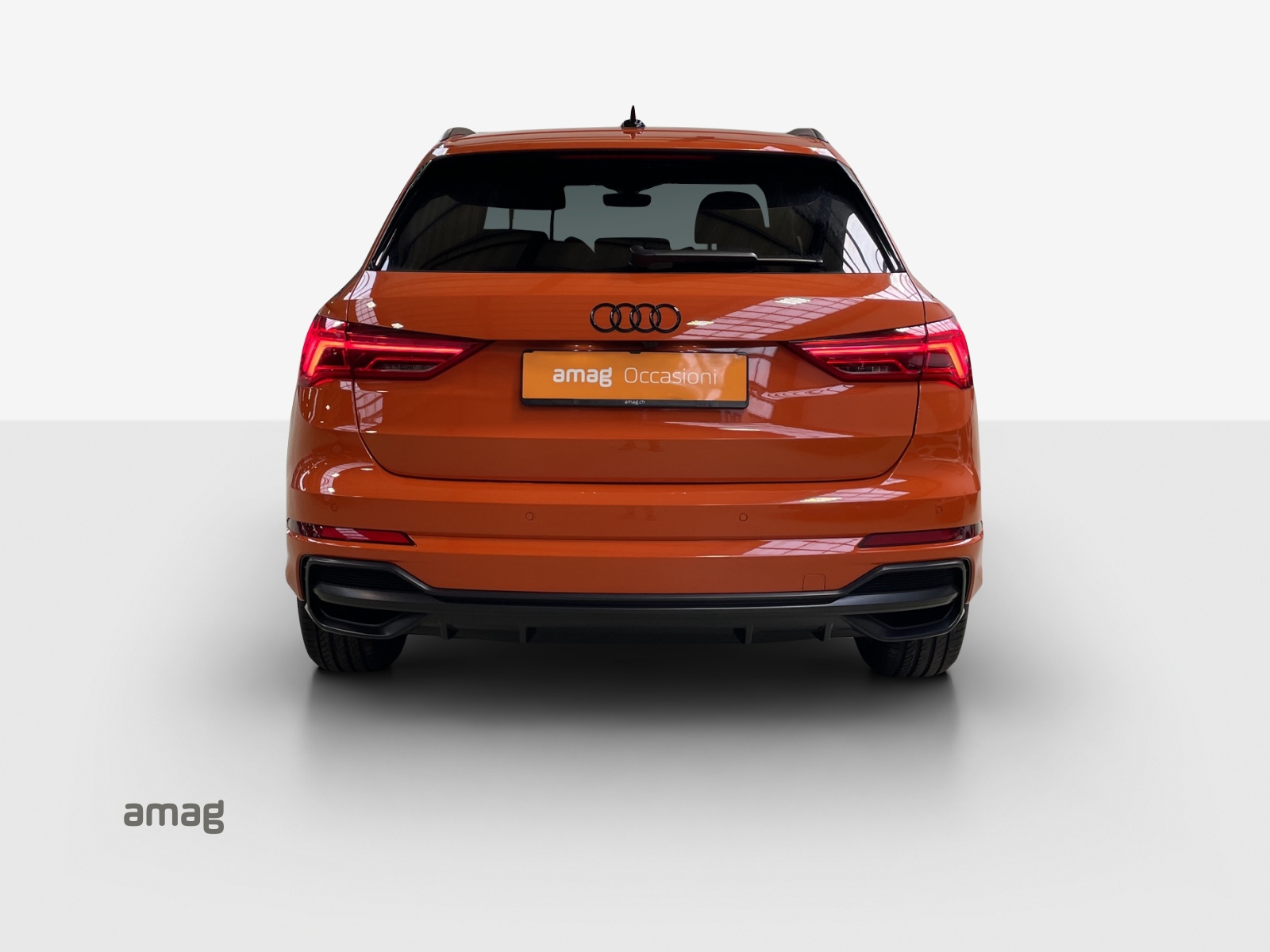 AUDI Q3 35 TFSI S line Attraction S-tronic-image-3