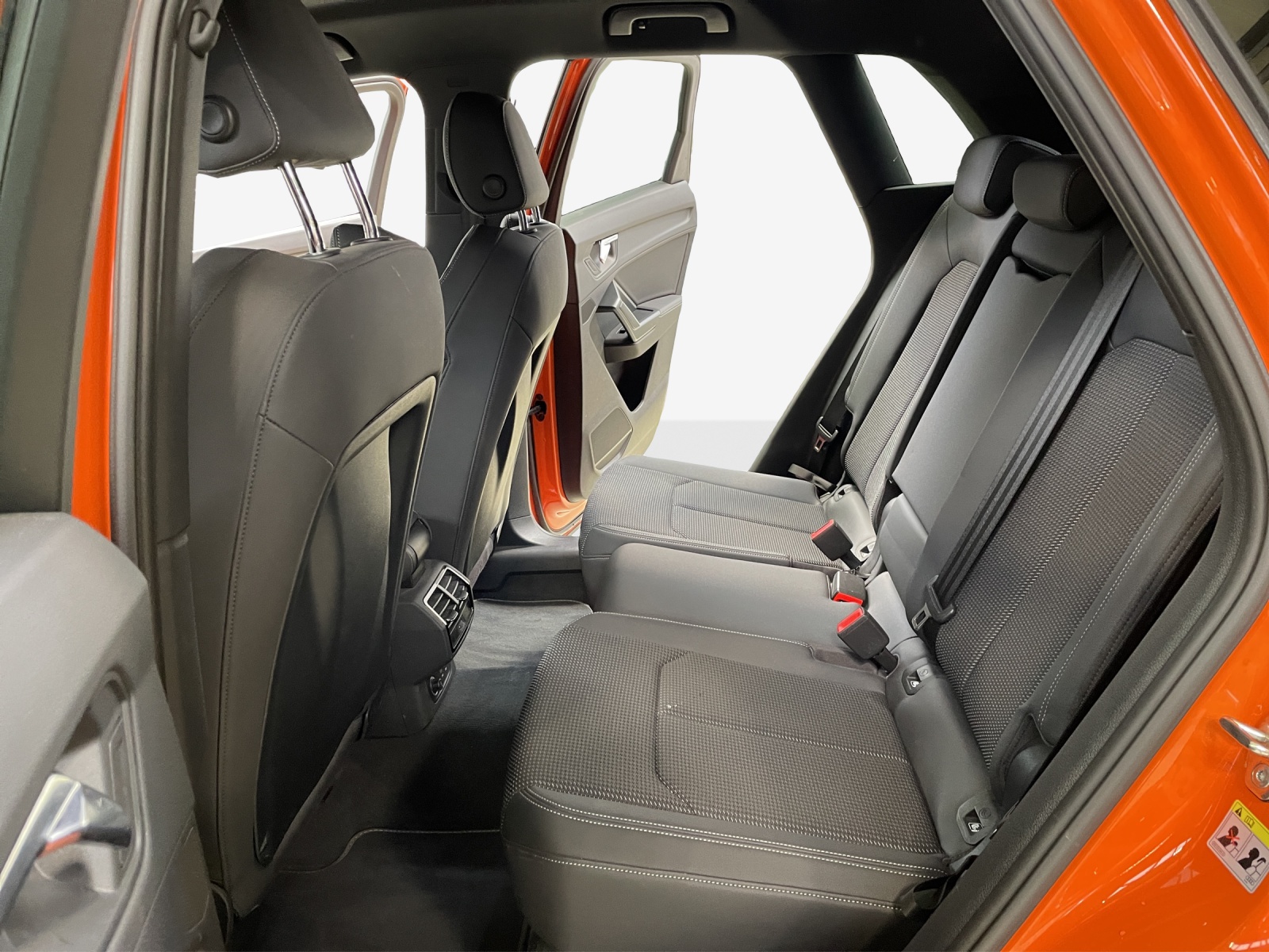 AUDI Q3 35 TFSI S line Attraction S-tronic-image-11