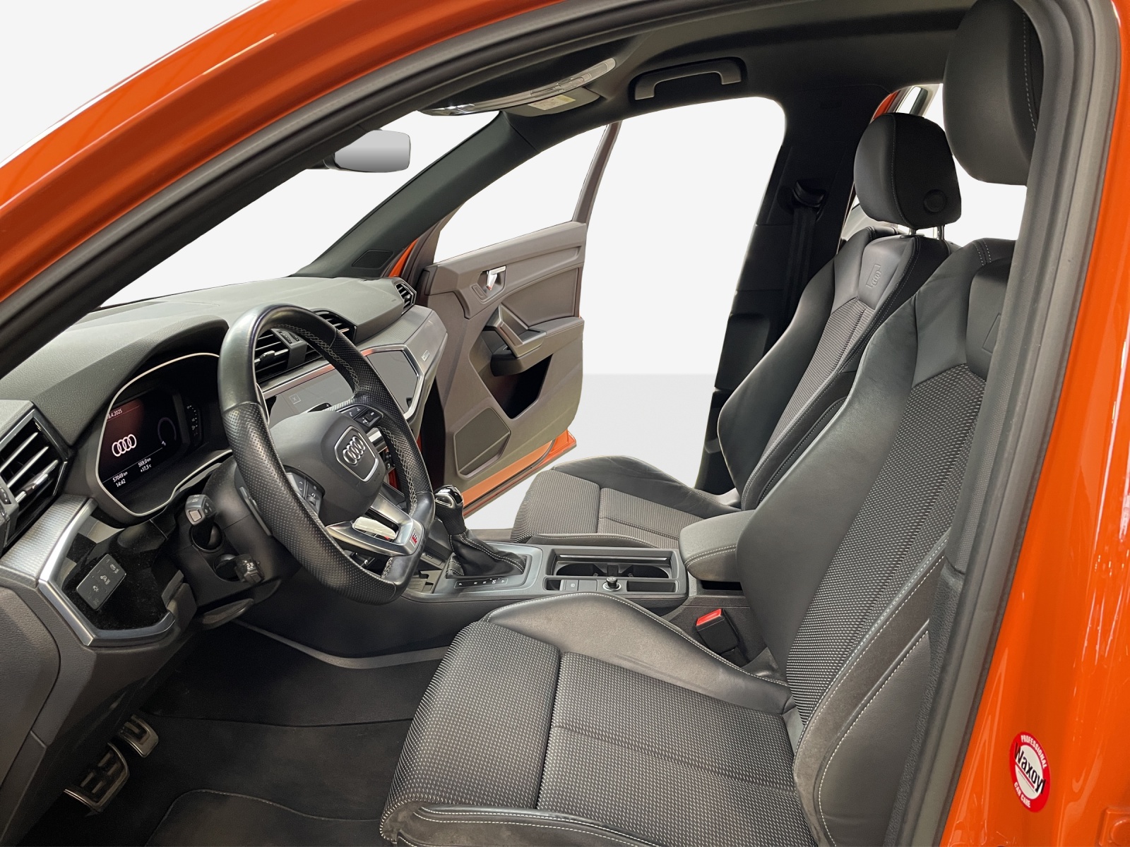 AUDI Q3 35 TFSI S line Attraction S-tronic-image-7