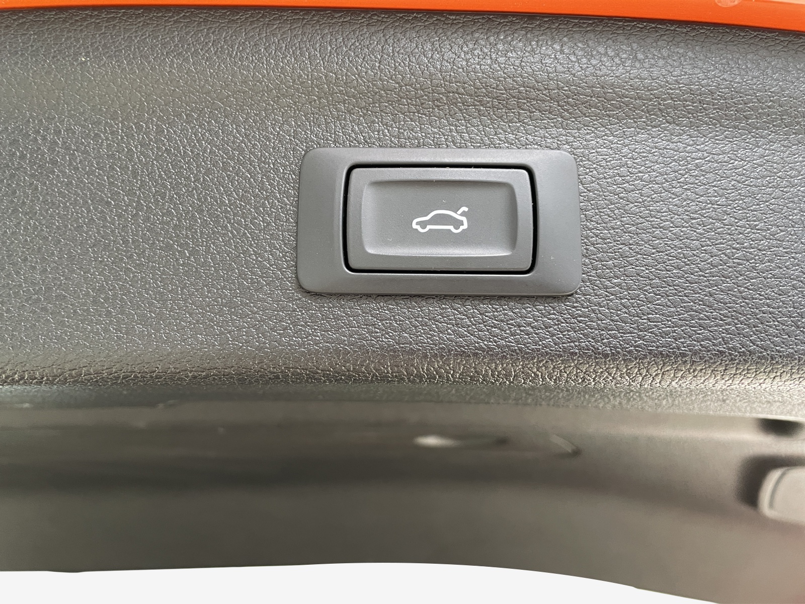 AUDI Q3 35 TFSI S line Attraction S-tronic-image-13