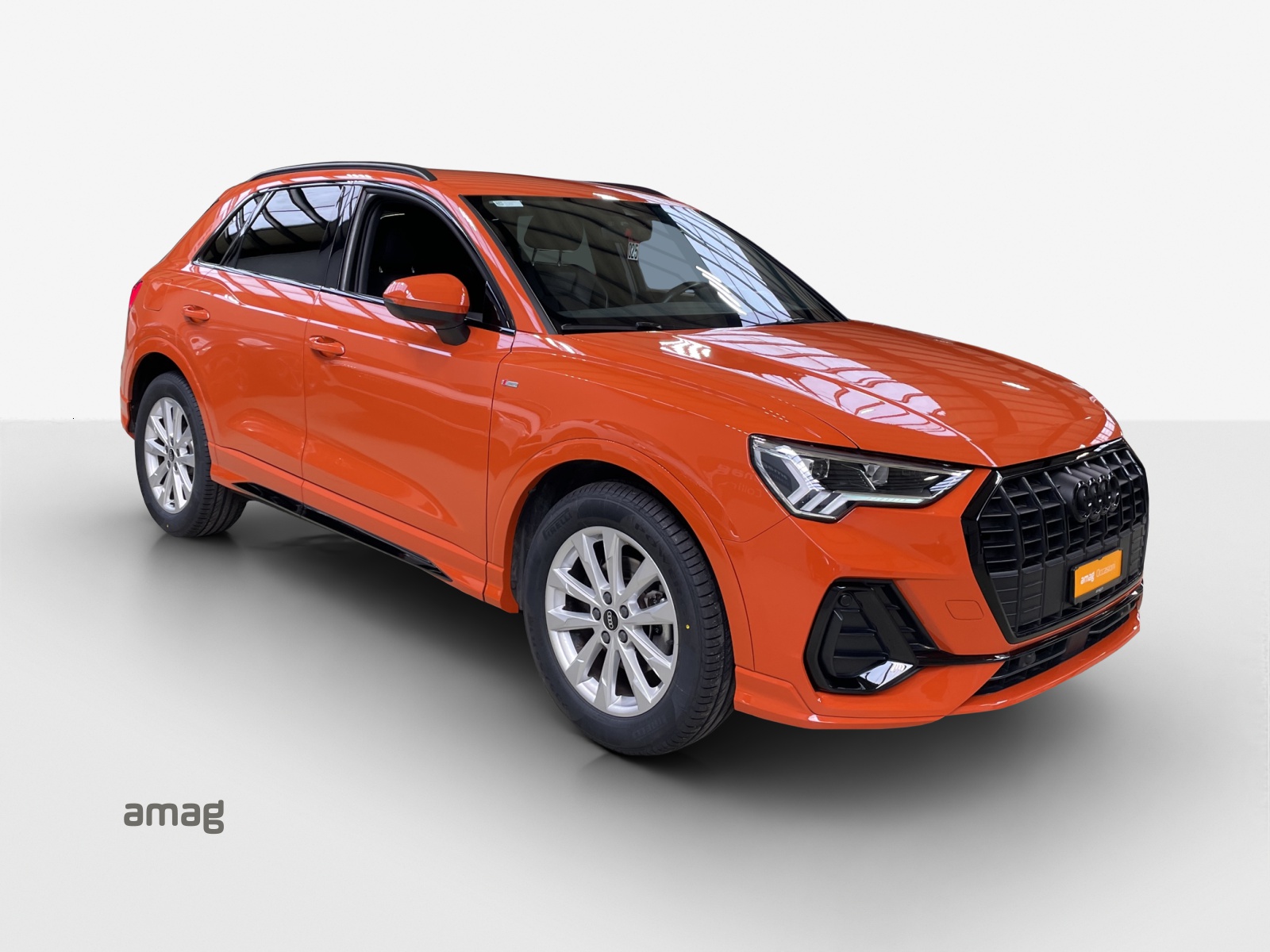 AUDI Q3 35 TFSI S line Attraction S-tronic-image-5