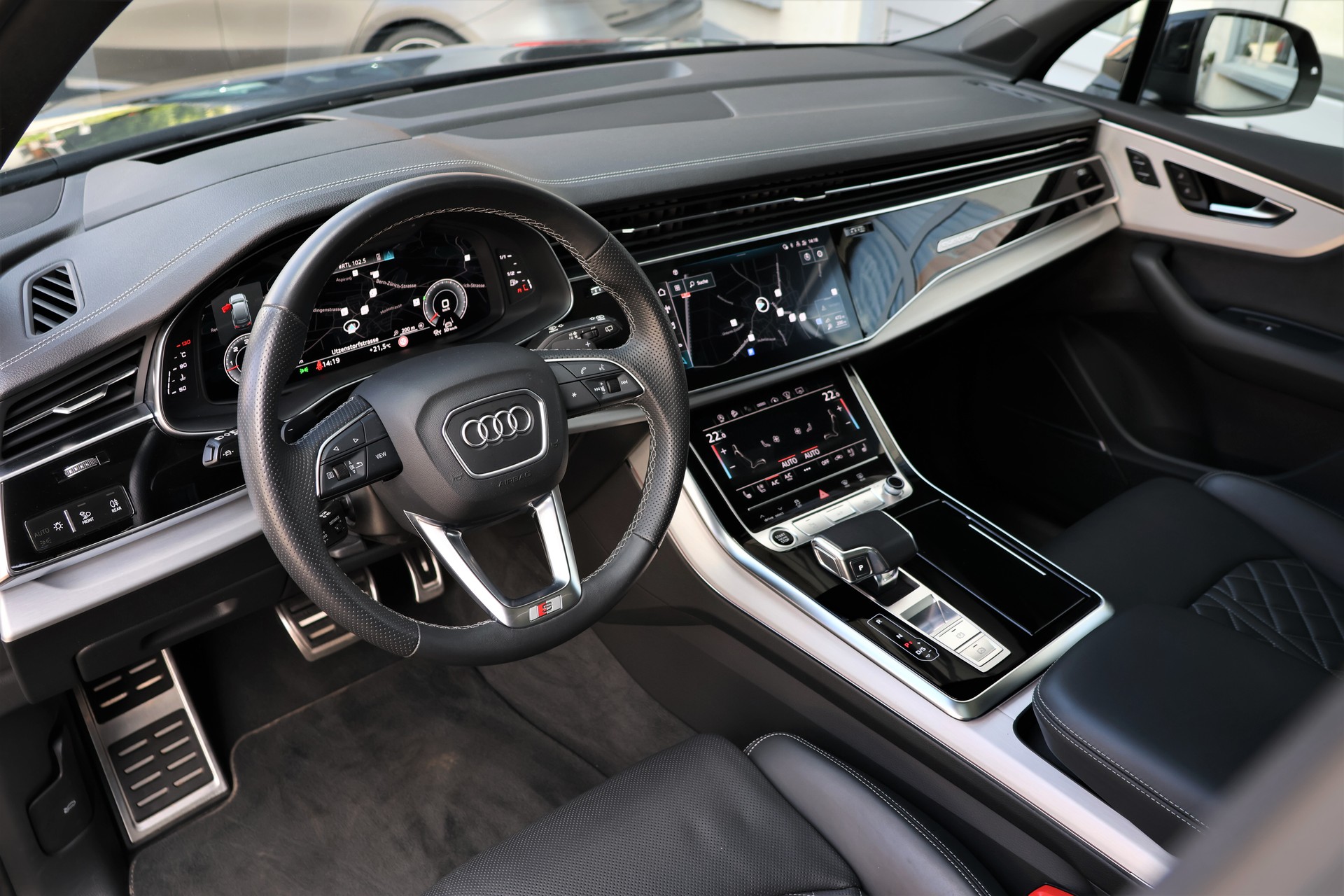 AUDI Q7 50 TDI quattro S Line tiptronic (CH) 7 Plätzer + 3.5T AHK-image-10