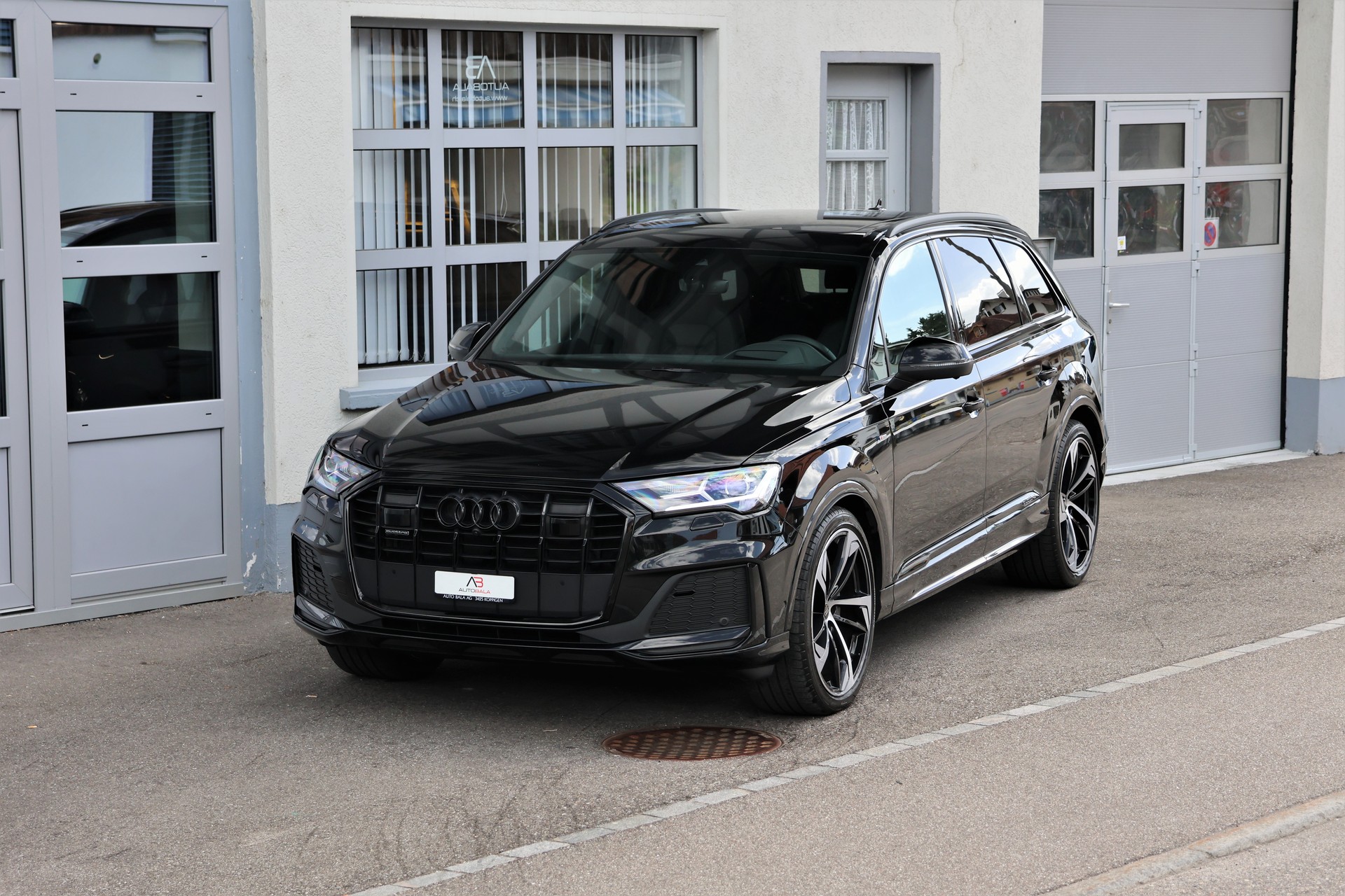 AUDI Q7 50 TDI quattro S Line tiptronic (CH) 7 Plätzer + 3.5T AHK-image-0