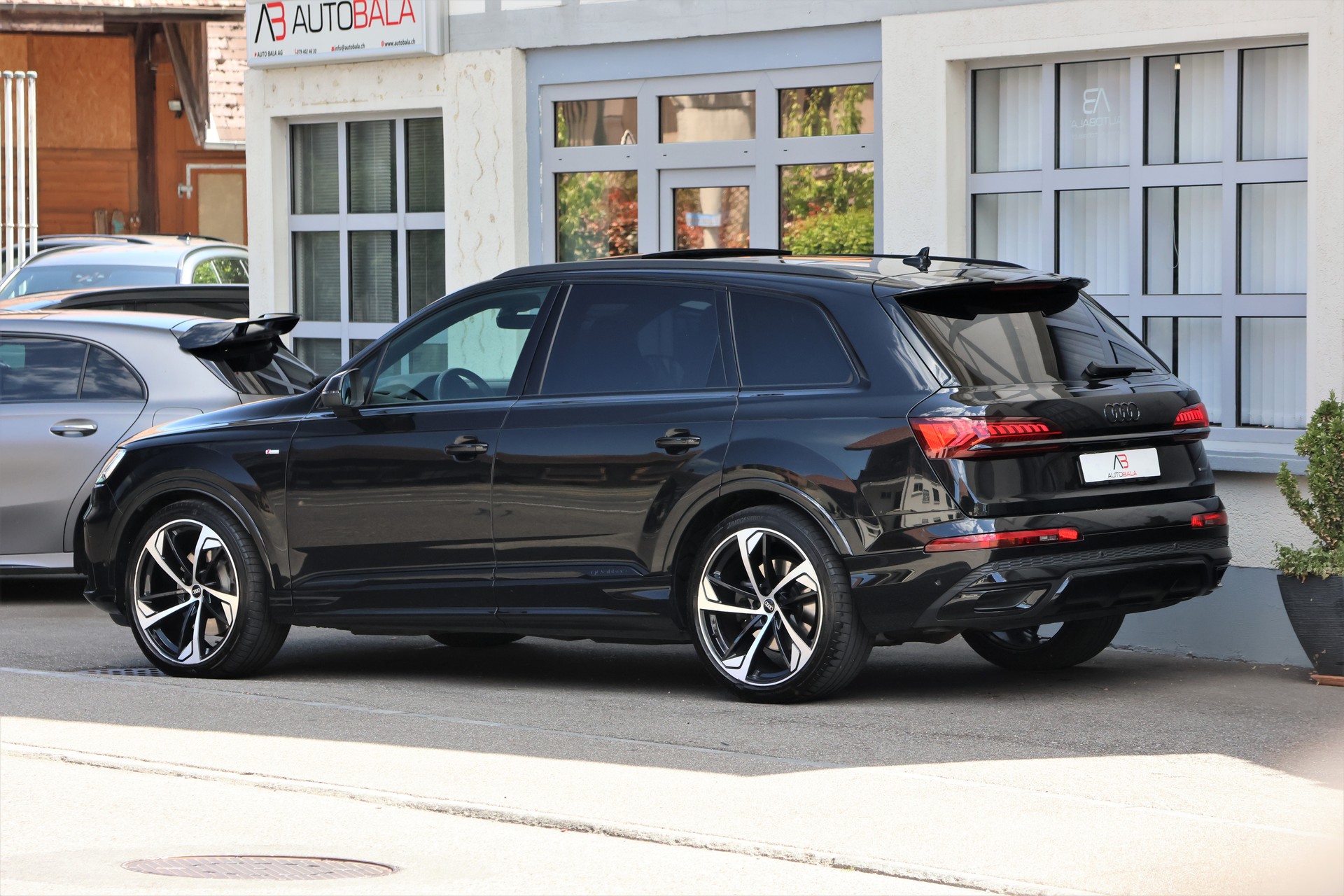 AUDI Q7 50 TDI quattro S Line tiptronic (CH) 7 Plätzer + 3.5T AHK-image-4