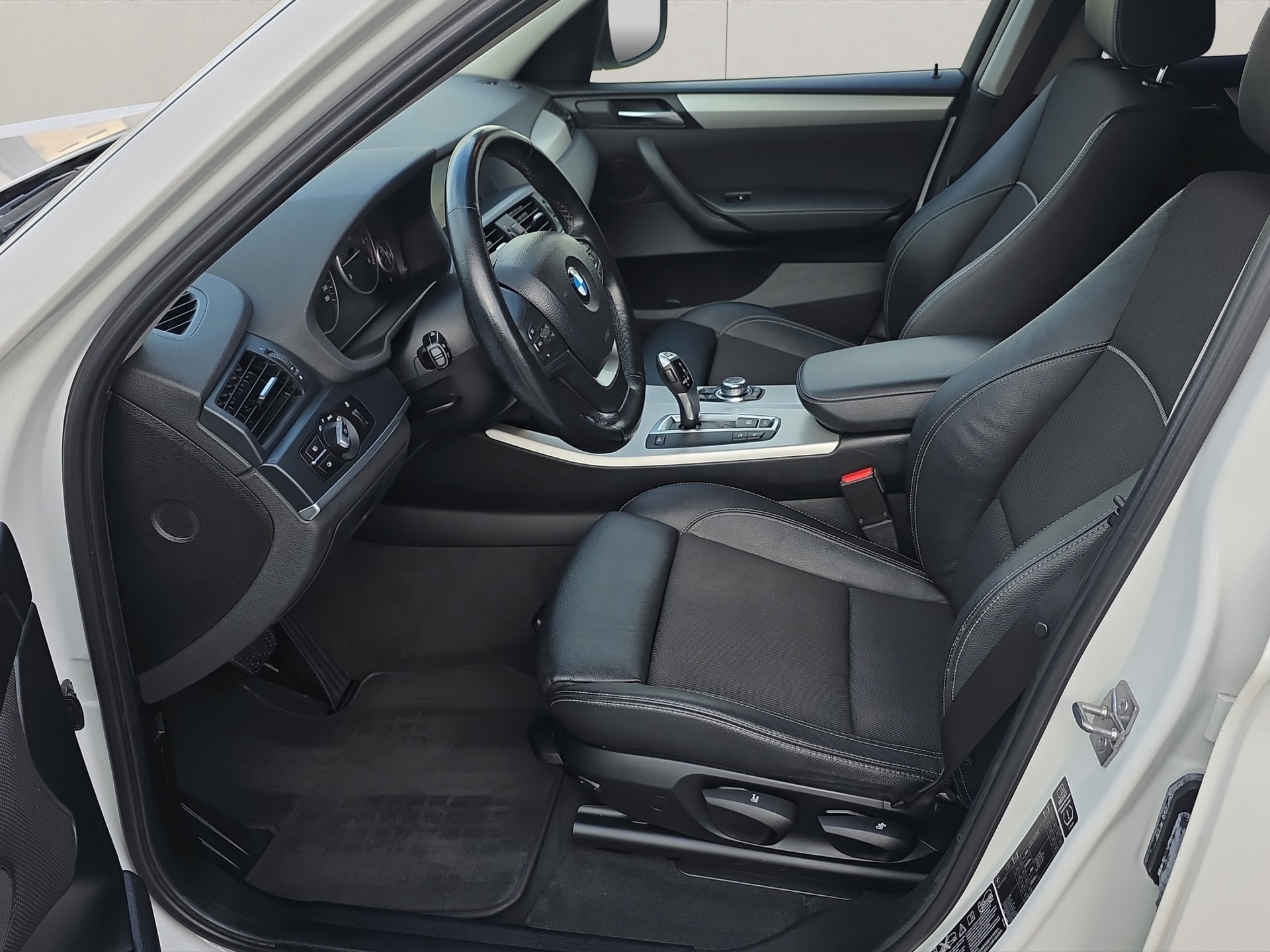BMW X3 xDrive 20d Steptronic-image-8