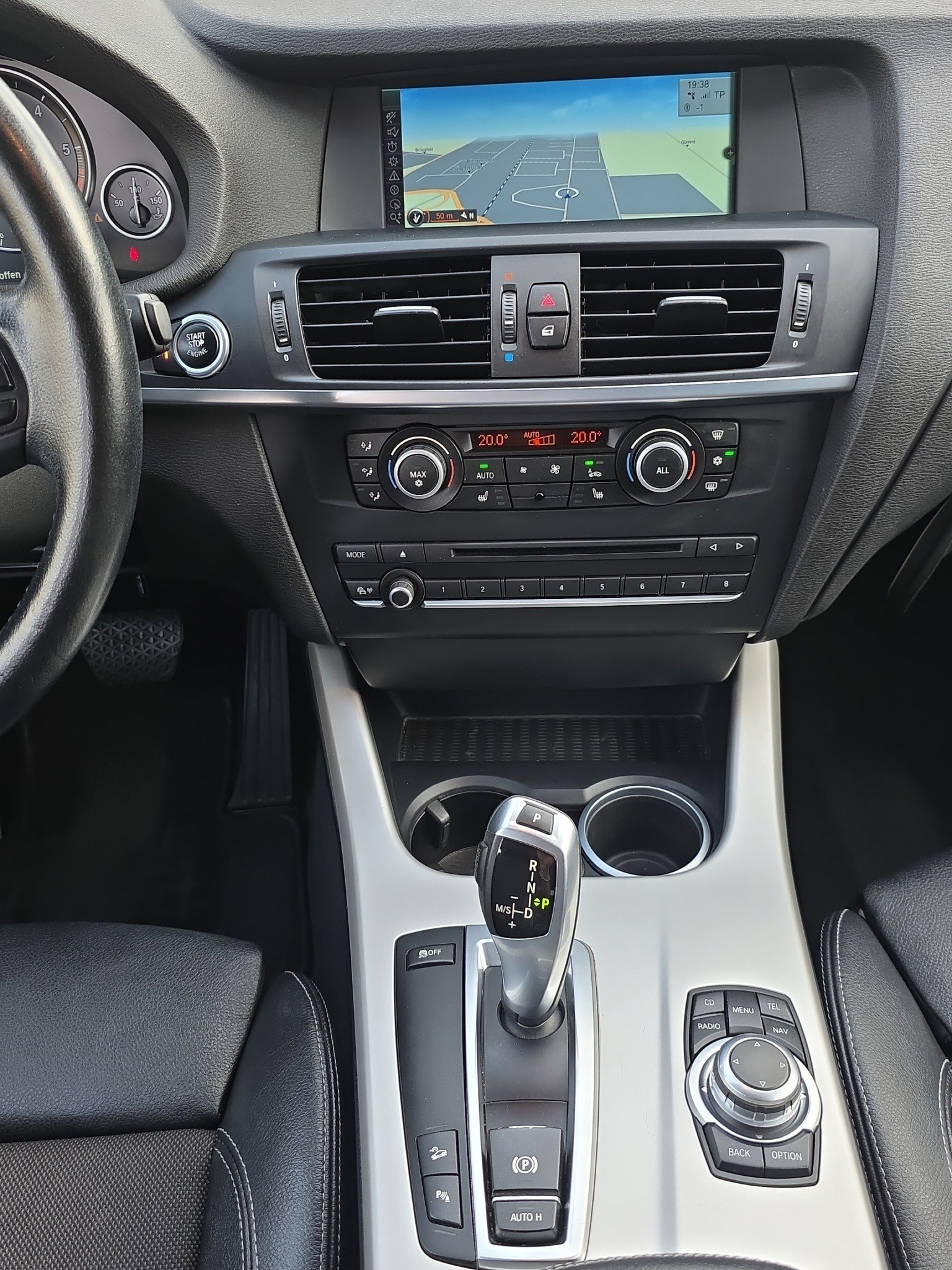 BMW X3 xDrive 20d Steptronic-image-11
