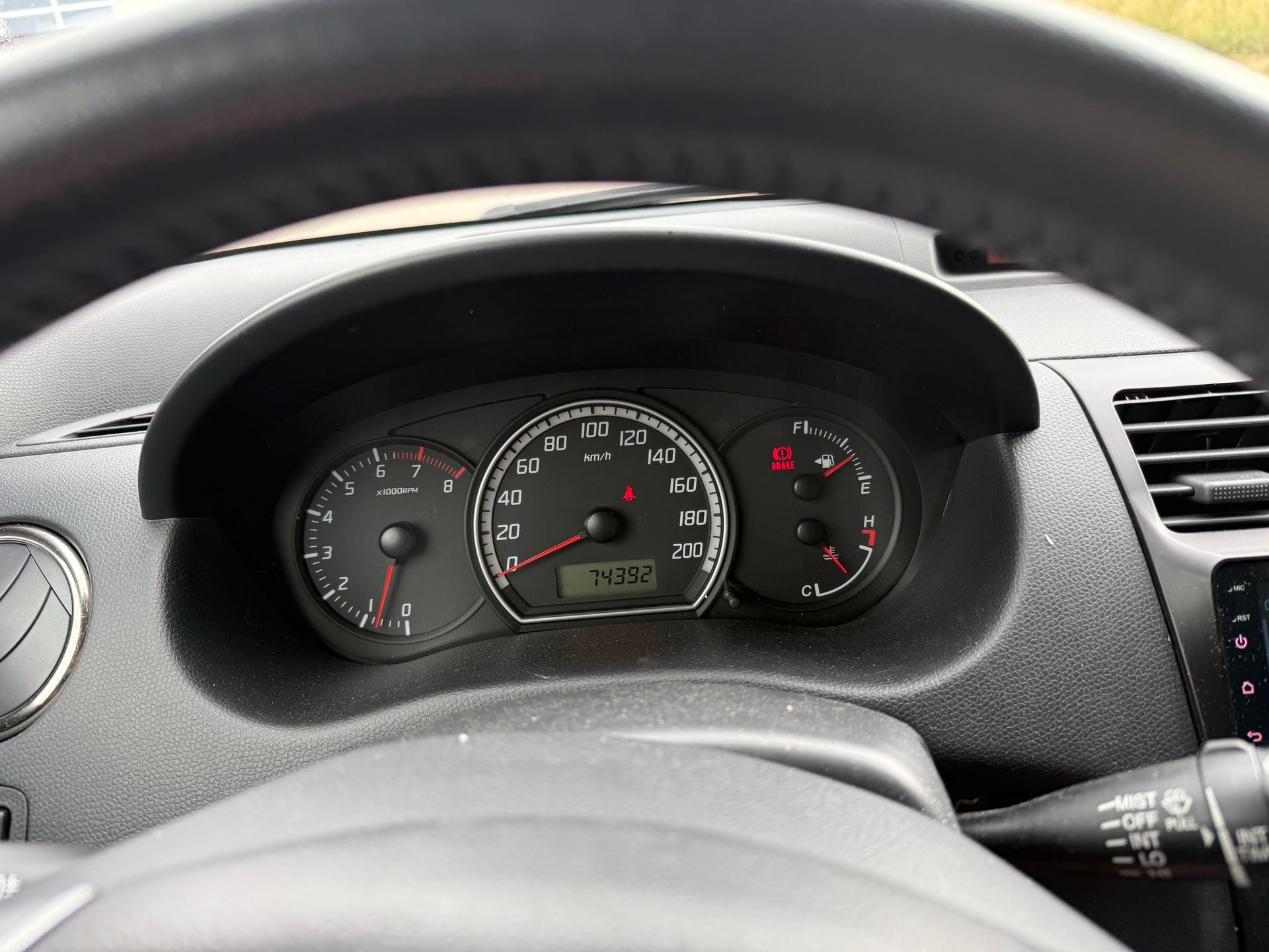 SUZUKI Swift 1.3i 16V GL Top Piz Sulai LE 4x4-image-6