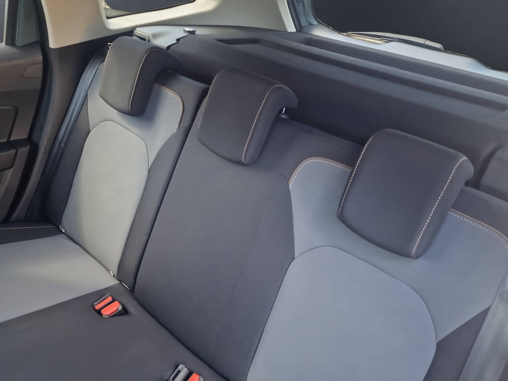 DACIA Duster 1.3 TCe 150 Extreme 4WD-image-9
