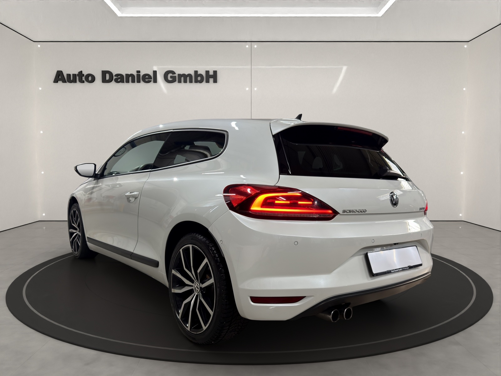 VW Scirocco 2.0 TSI DSG-image-7