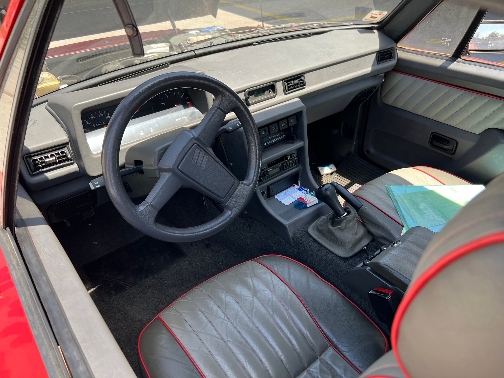 RELIANT Scimitar 1600 SS1 LHD convertible-image-13