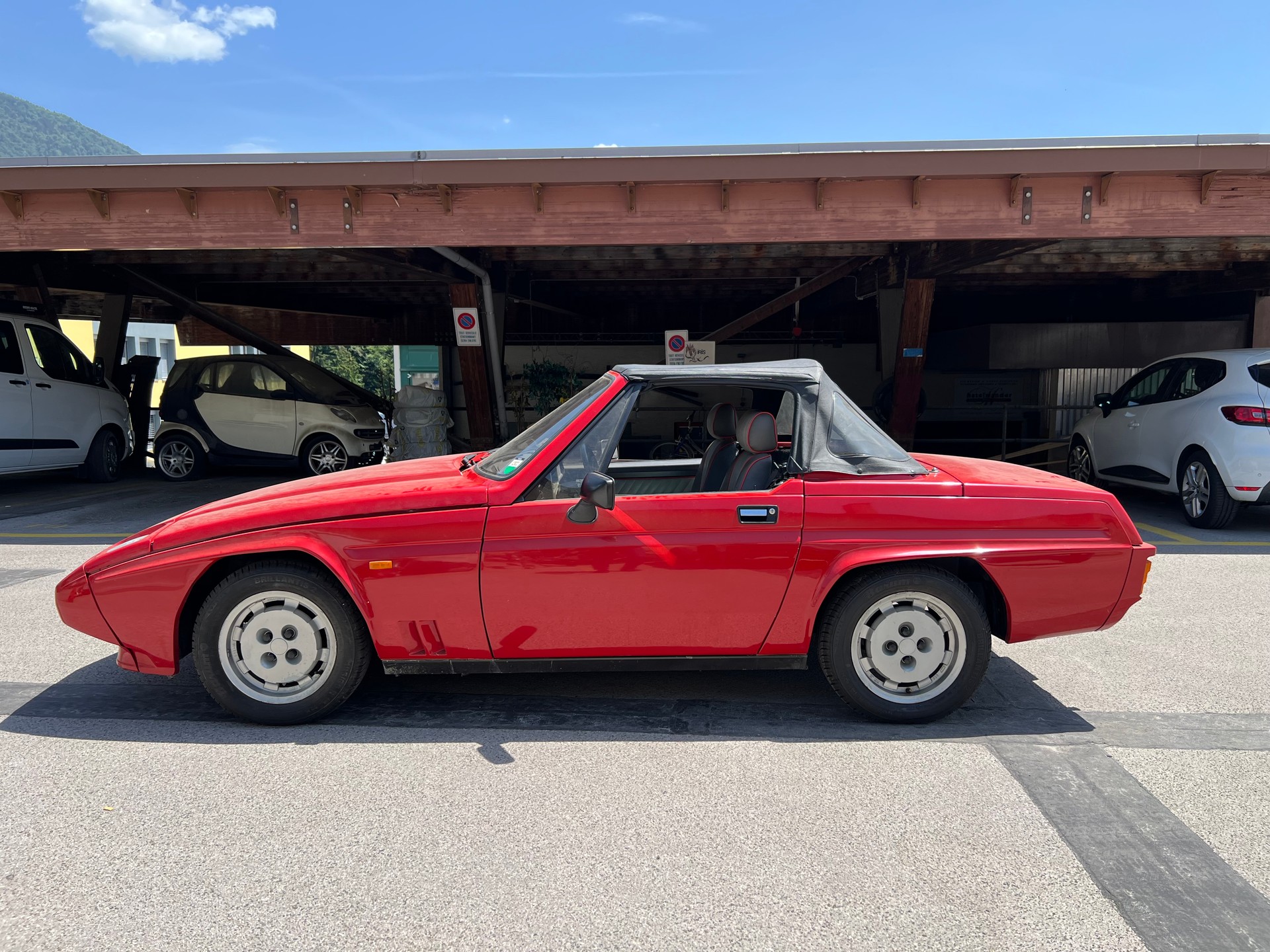 RELIANT Scimitar 1600 SS1 LHD convertible-image-7