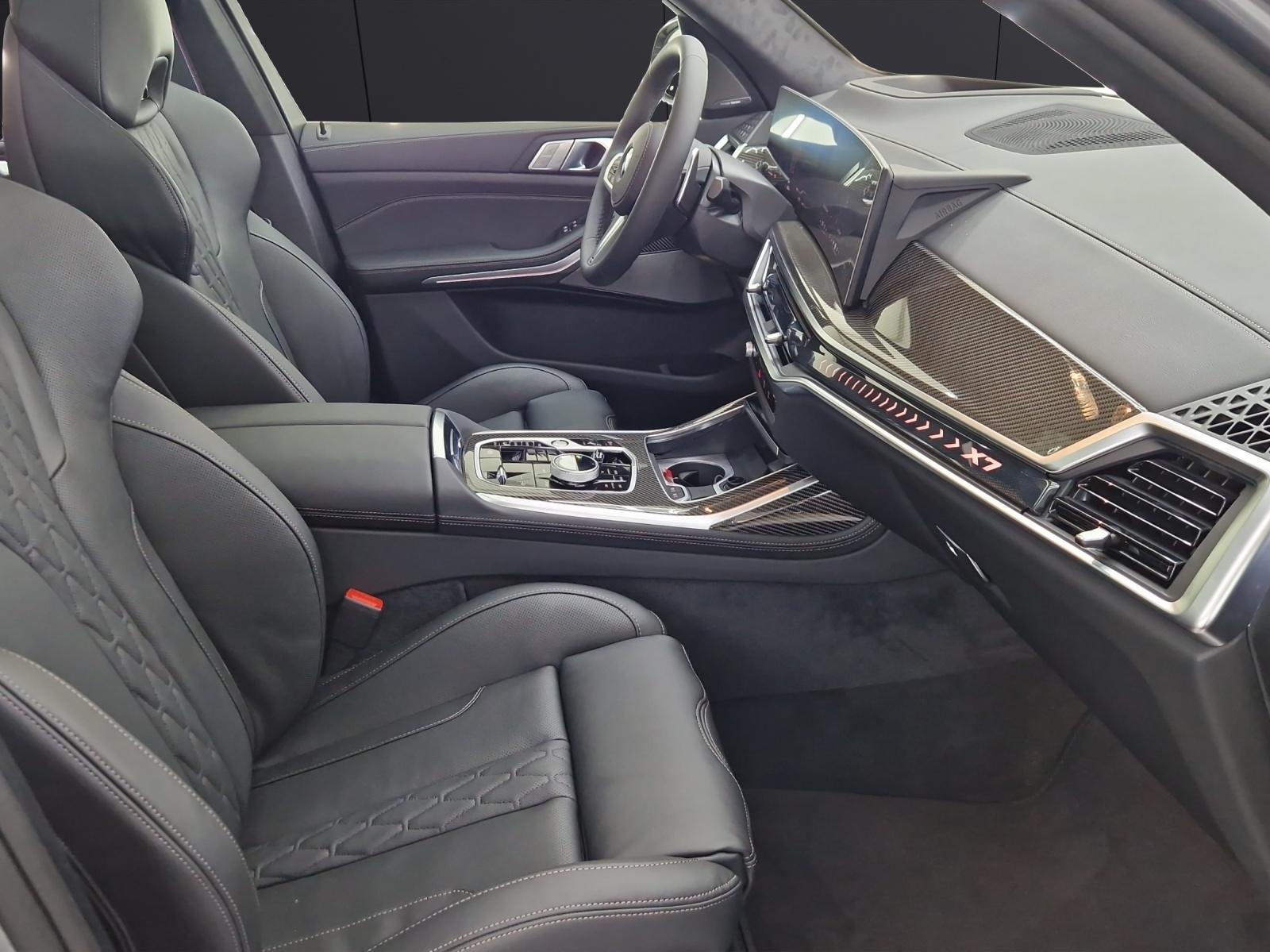 BMW X7 40d xDrive-image-14