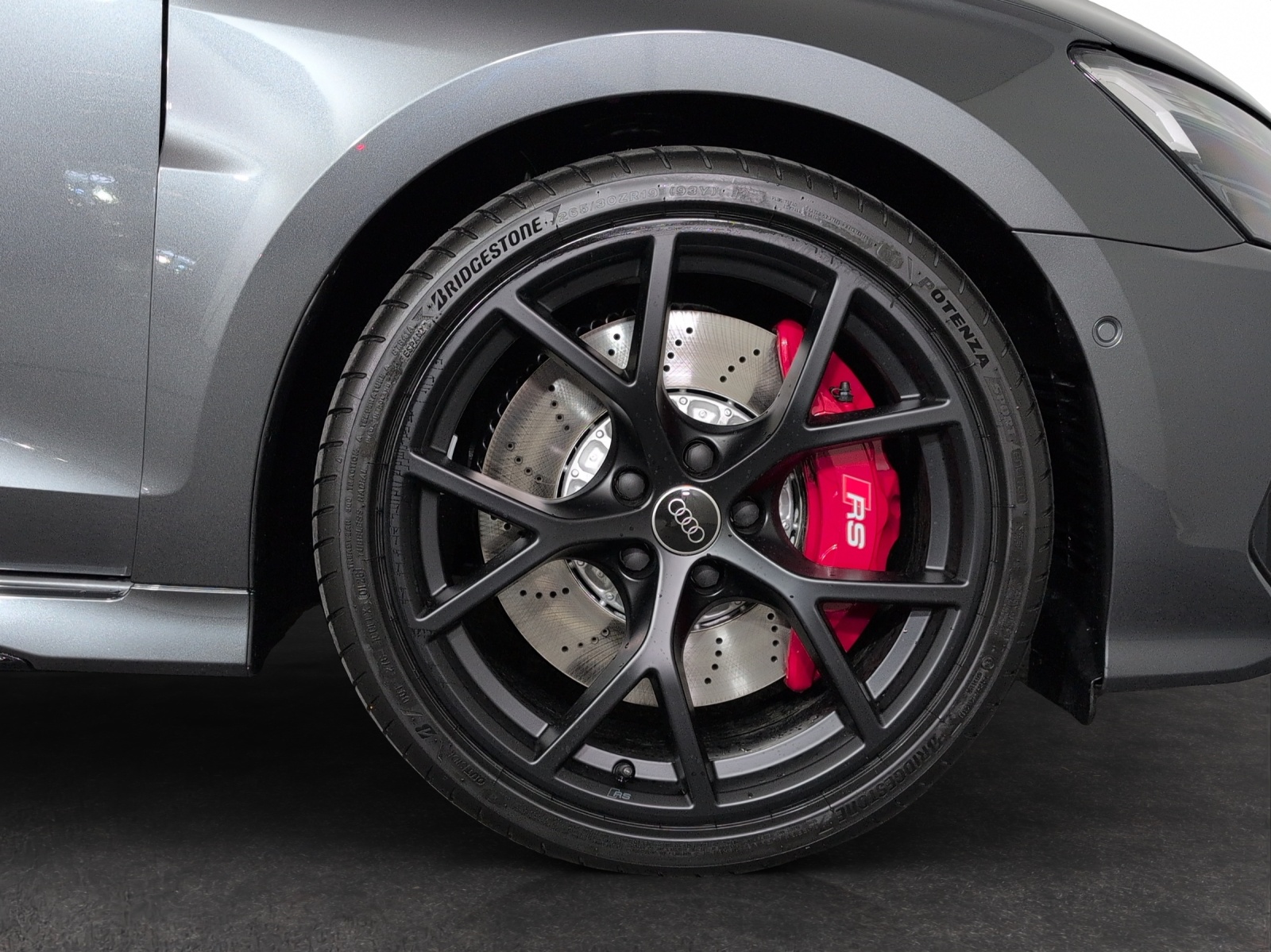AUDI RS3 Sportback 2.5 TSI competition limited quattro S-tronic-image-4