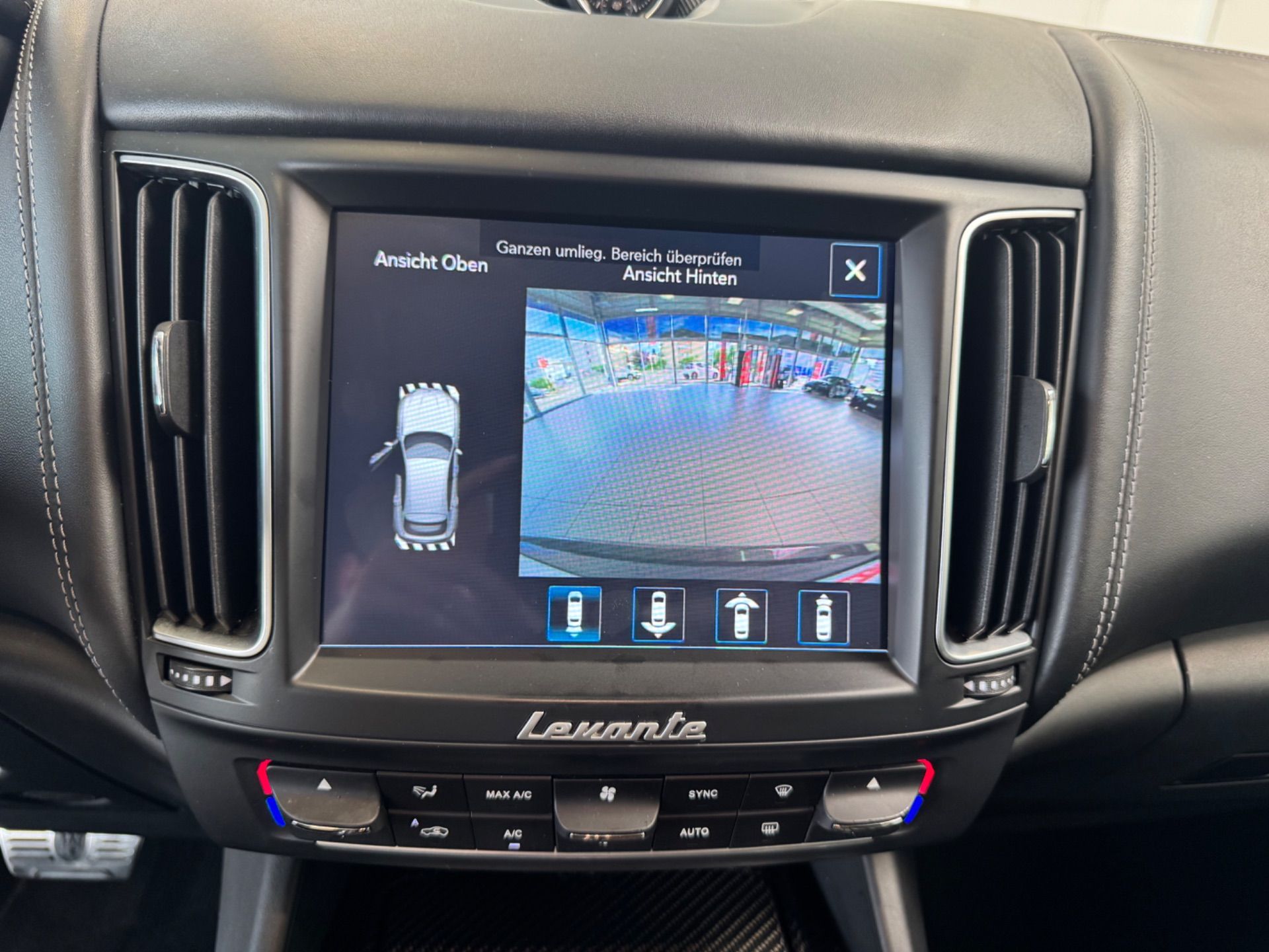 MASERATI Levante S 3.0 V6 Automatica-image-17