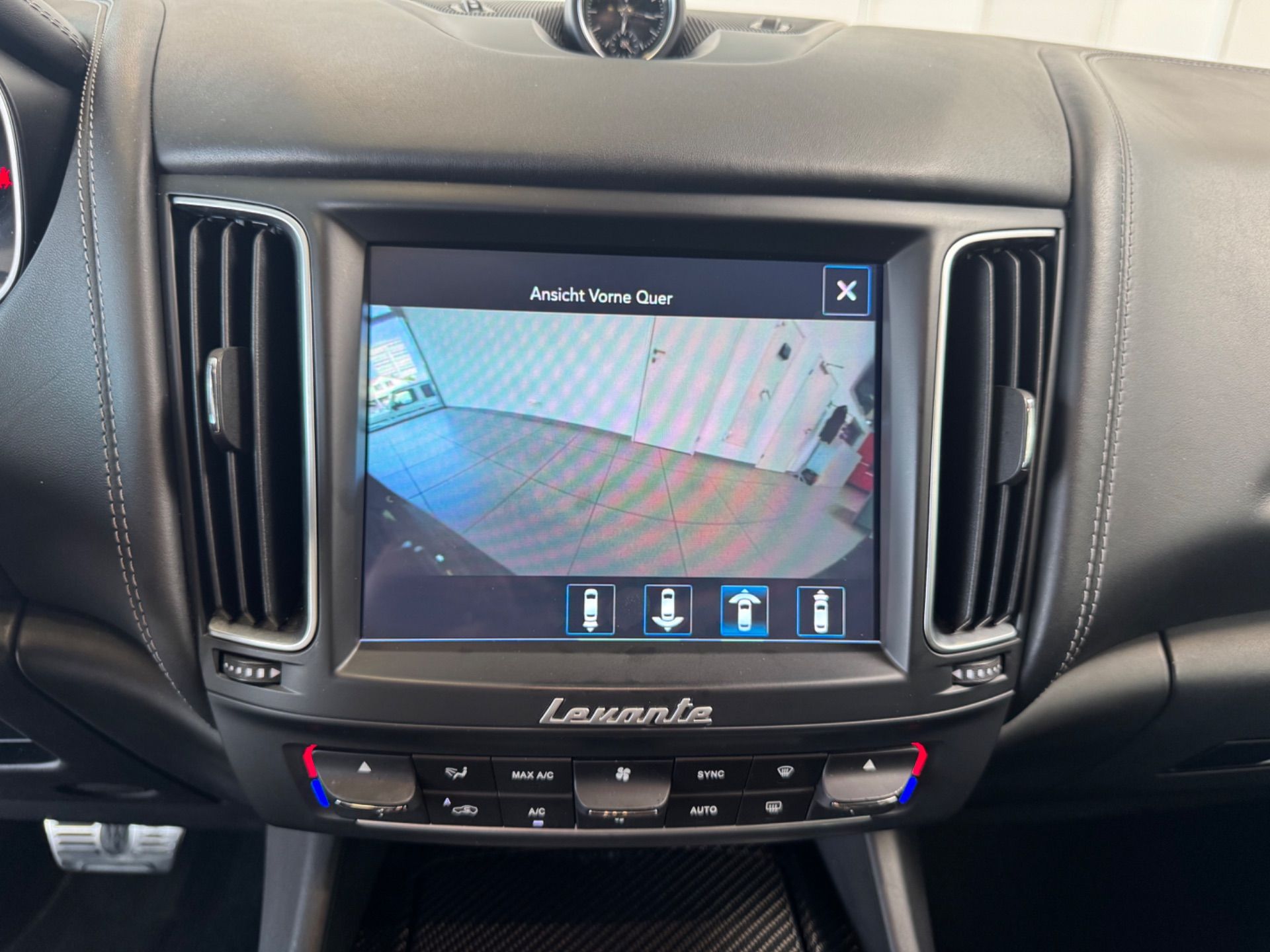 MASERATI Levante S 3.0 V6 Automatica-image-19