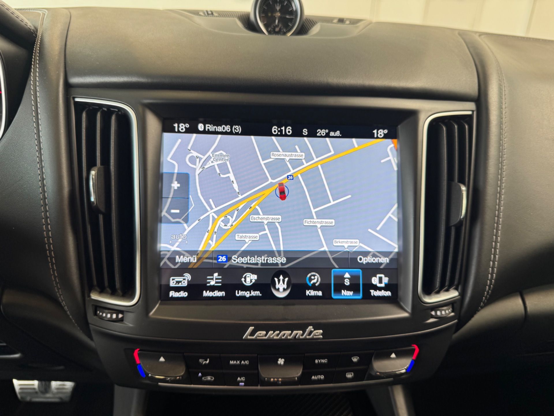 MASERATI Levante S 3.0 V6 Automatica-image-16