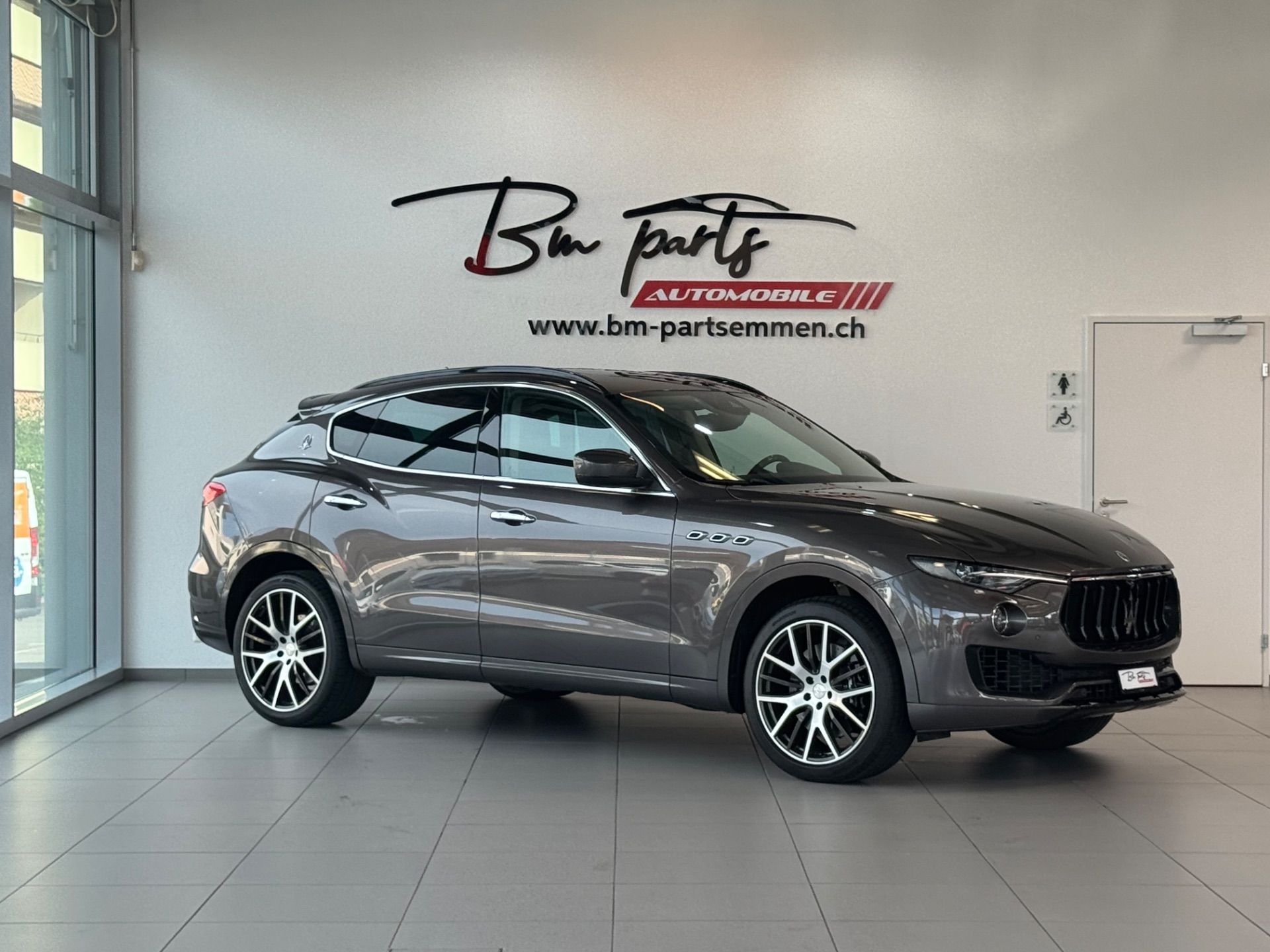 MASERATI Levante S 3.0 V6 Automatica-image-7