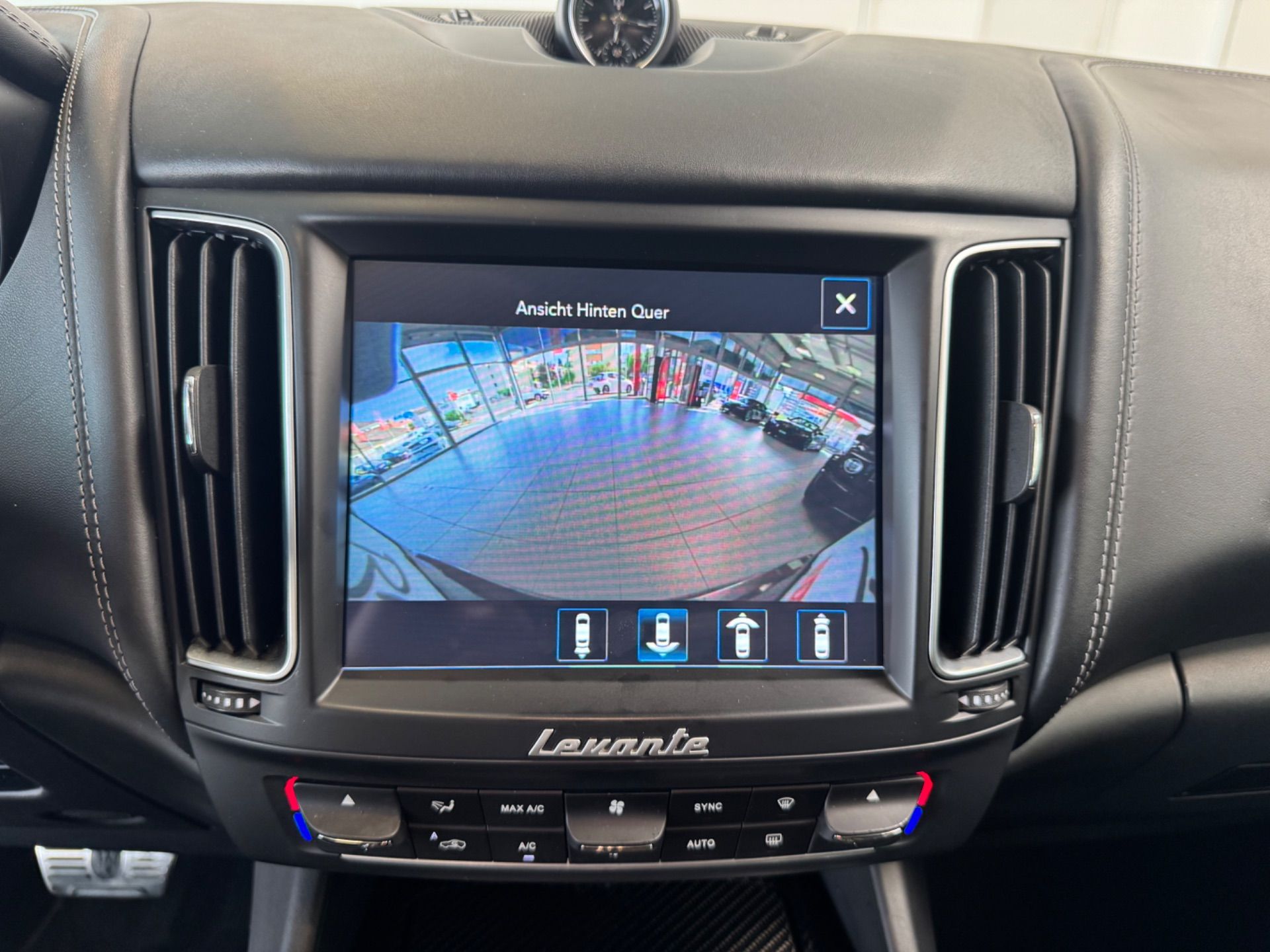MASERATI Levante S 3.0 V6 Automatica-image-18