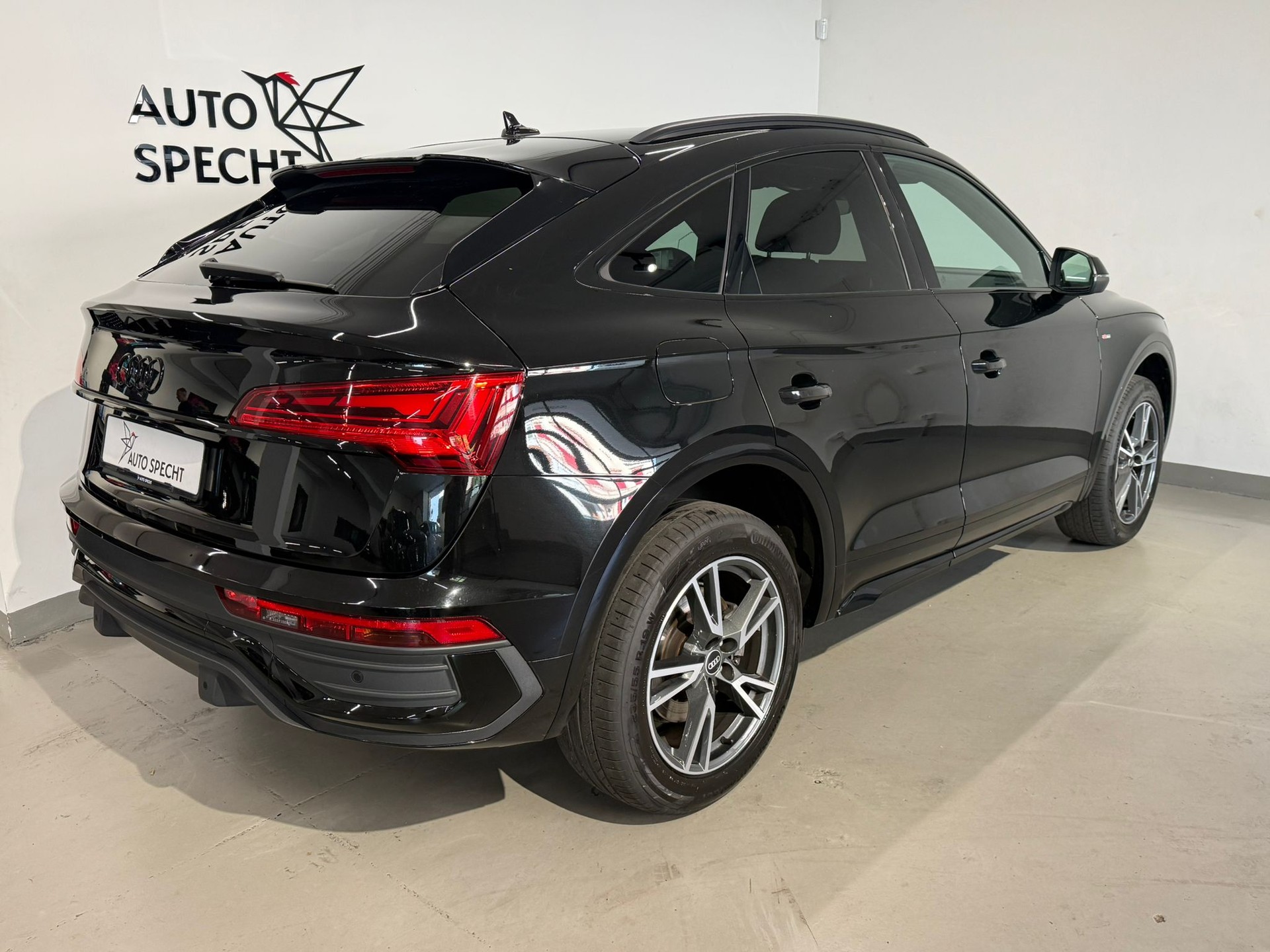 AUDI Q5 Sportback 50 TDI S line BLACK quattro tiptronic-image-3