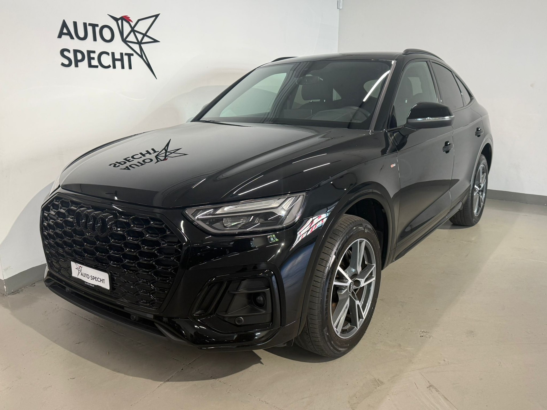 AUDI Q5 Sportback 50 TDI S line BLACK quattro tiptronic-image-0